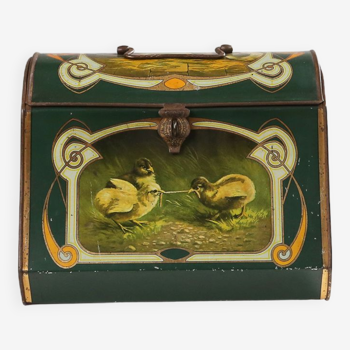 Boîte Art Nouveau avec petits poussins 1920