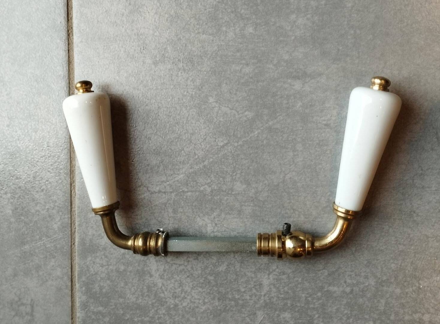Paire de poignée de porte