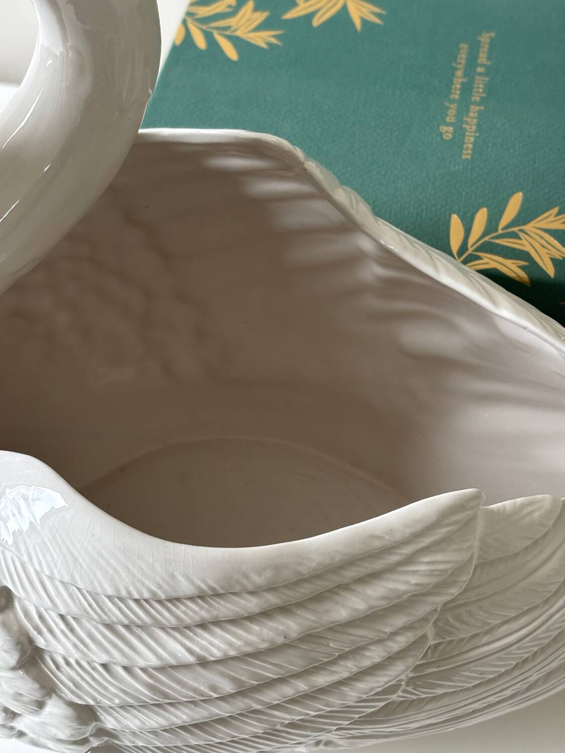 Ceramic swan planter