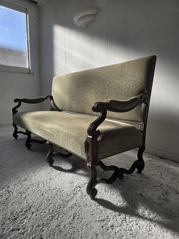 Intemporelle Banquette XIXe style Louis XIV noyer, pieds os de mouton