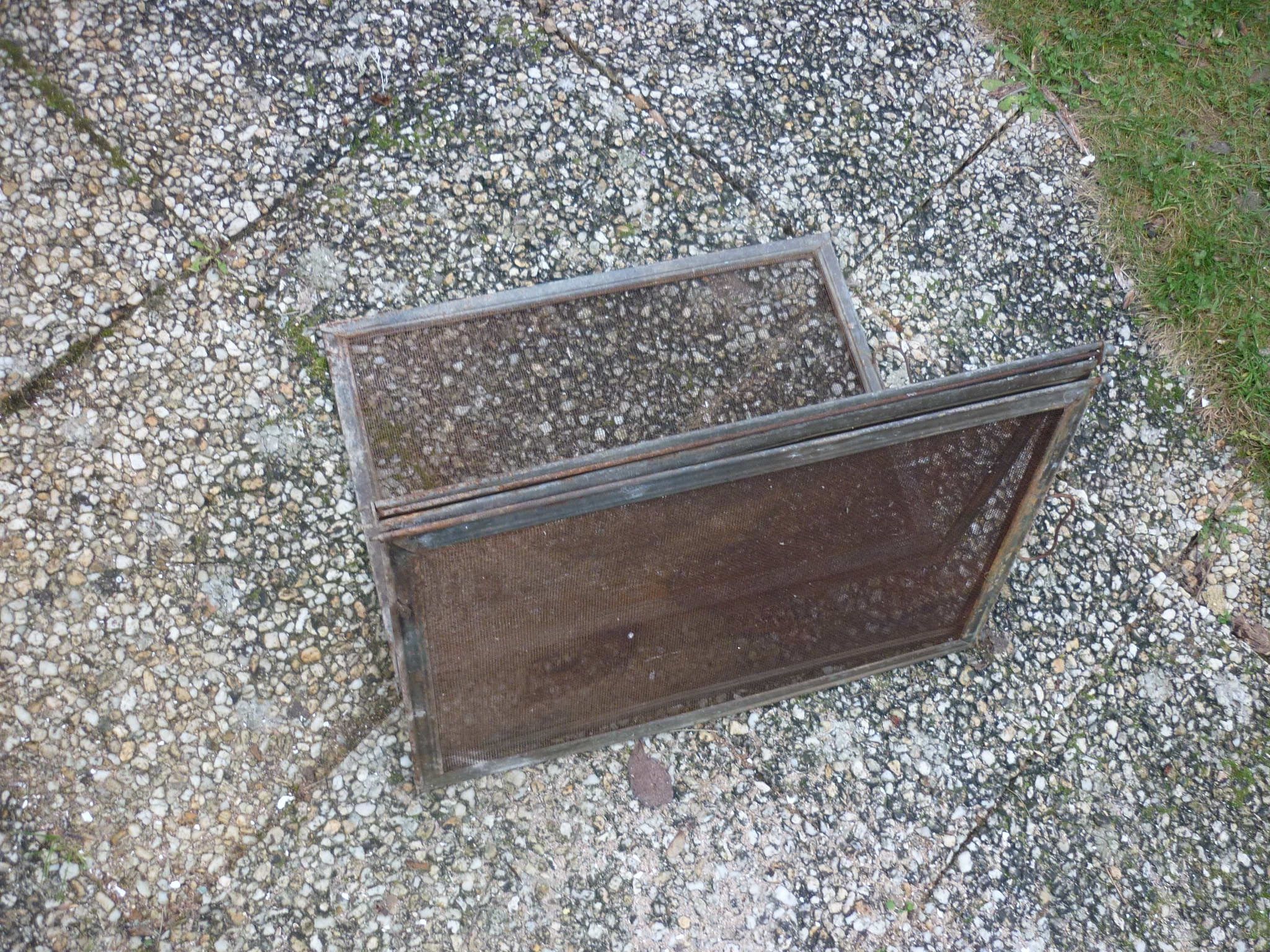 Pare feu ancien avec poignées 4 vanteaux