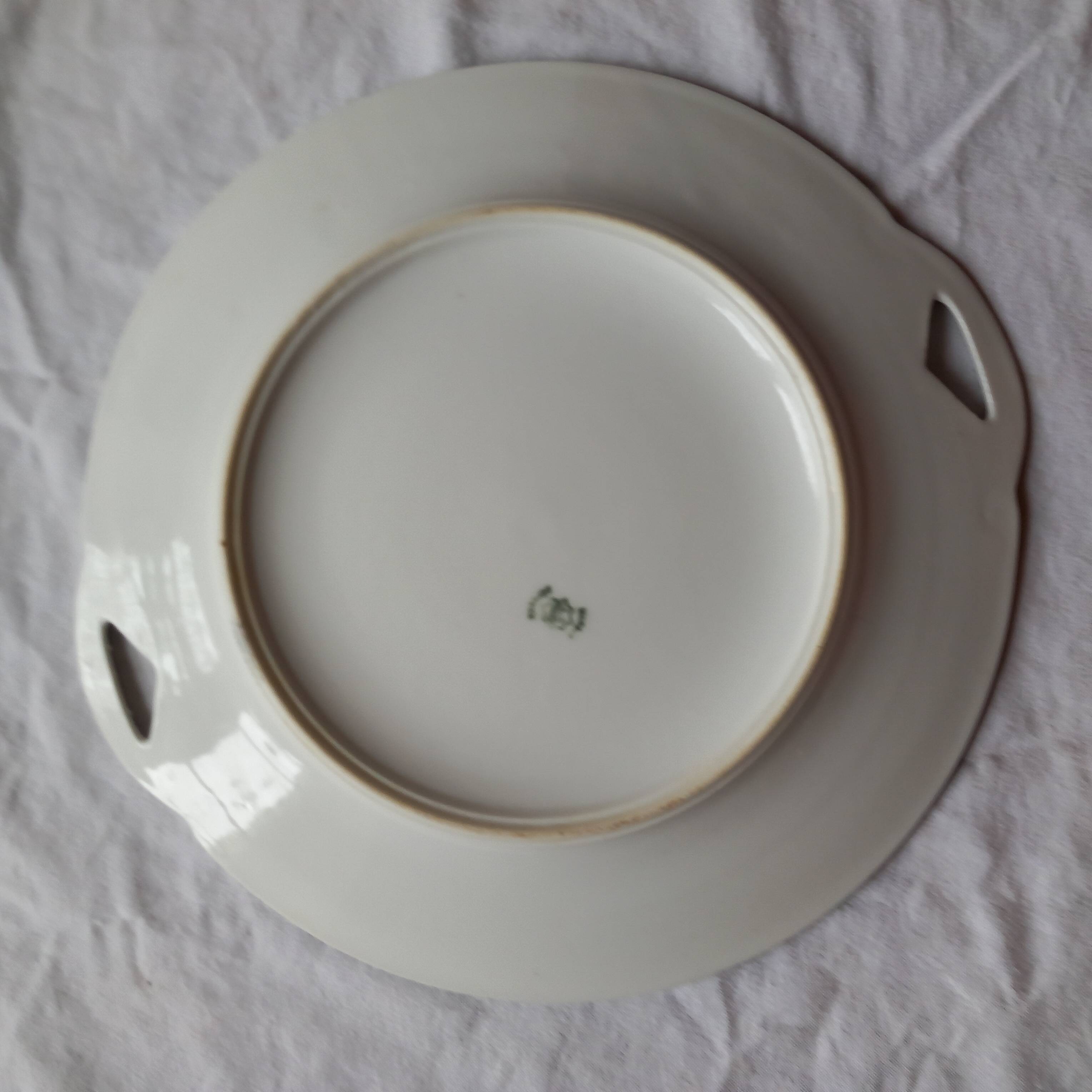 4 dessert plates + floral porcelain cake dish LT France