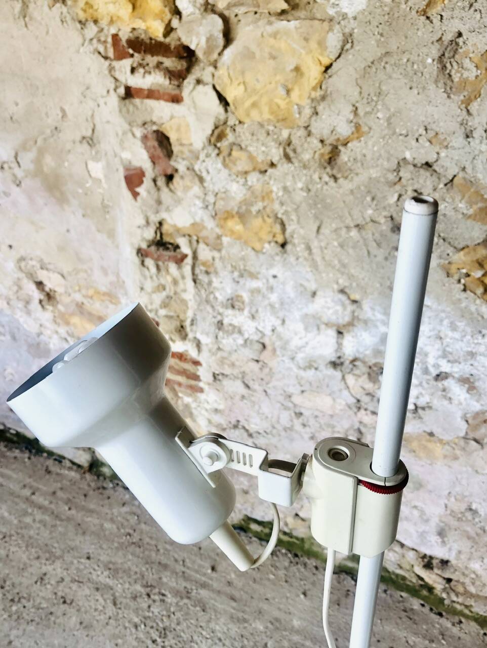 Vintage adjustable floor lamp by Vrieland design, Circa 70's/80's