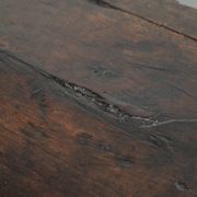 Table basse en bois de châtaignier du XVIIIe siècle d'Europe du Sud