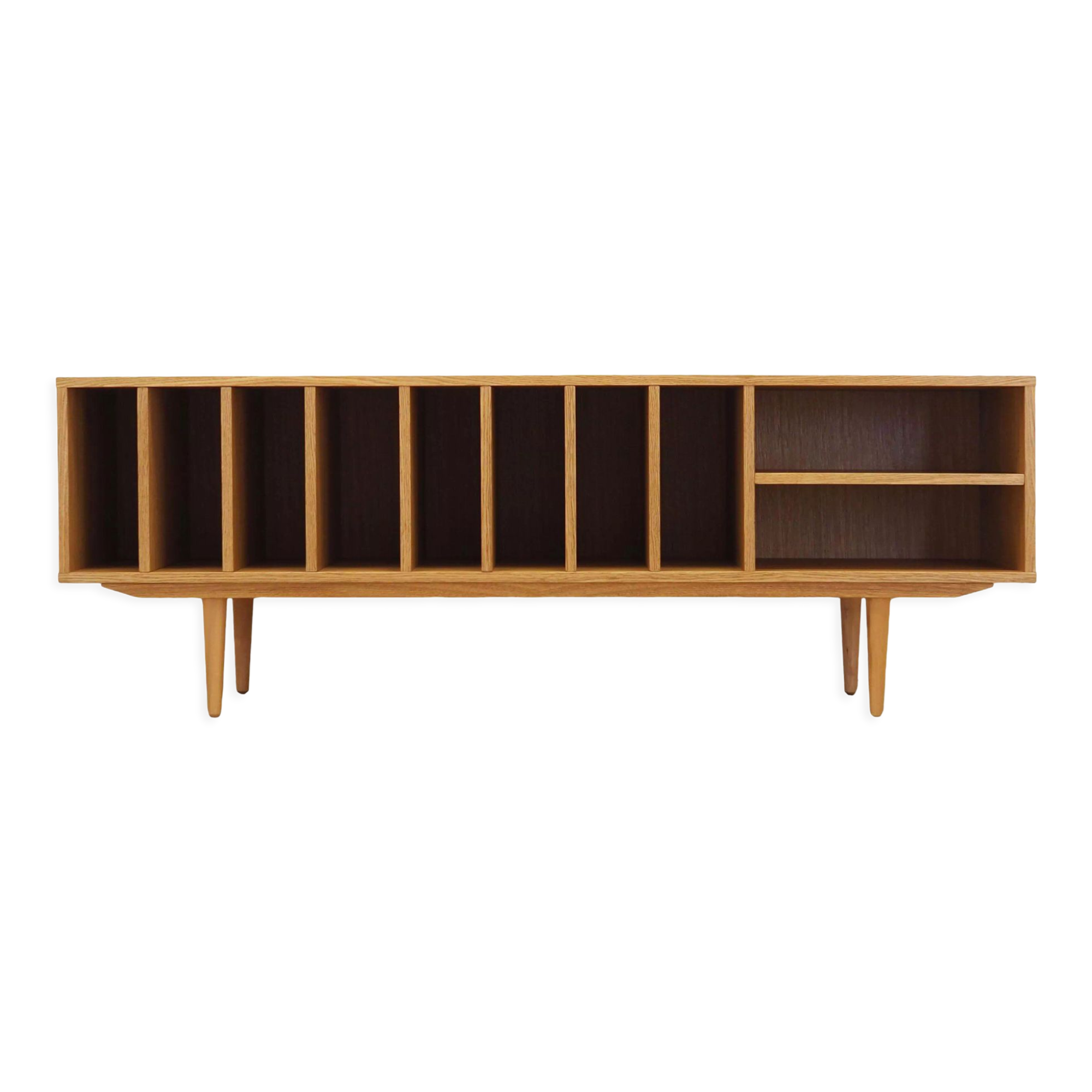 Enfilade en chêne, design danois, années 1990, production: Danemark