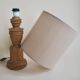 Lampe en bois blond
