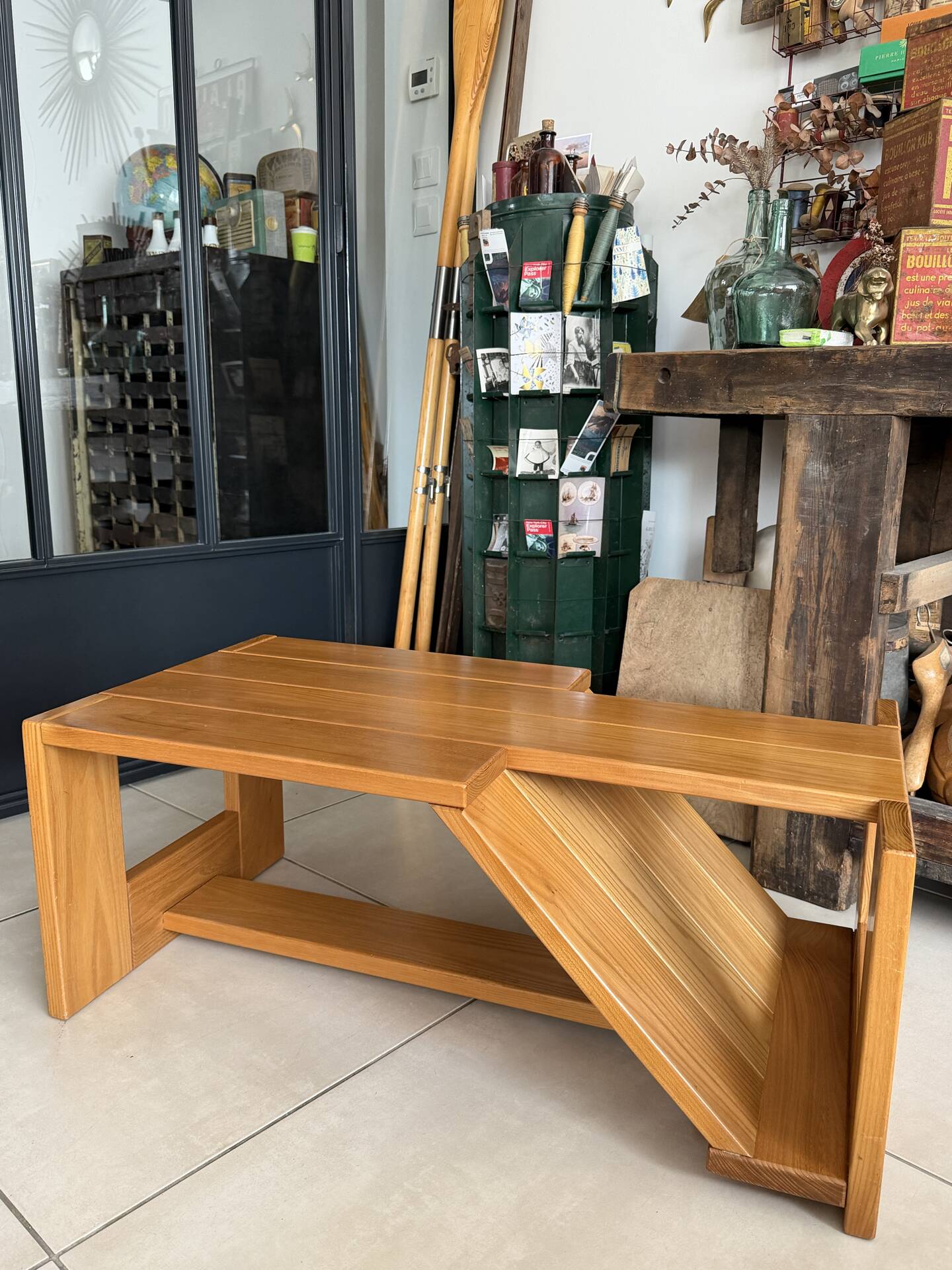 Brutalist coffee table in solid elm — Maison Regain (1970s)