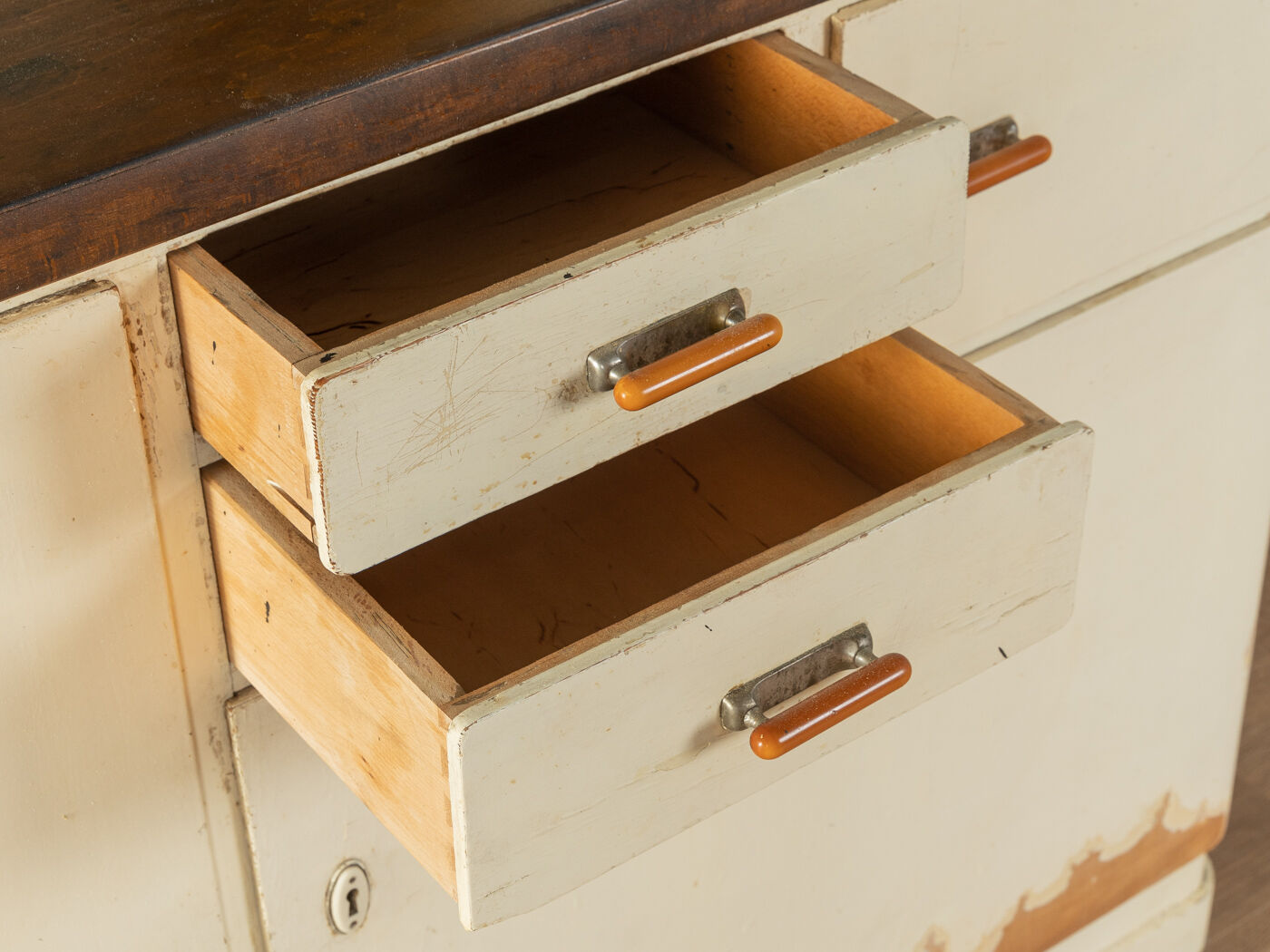 Unique kitchen cabinet