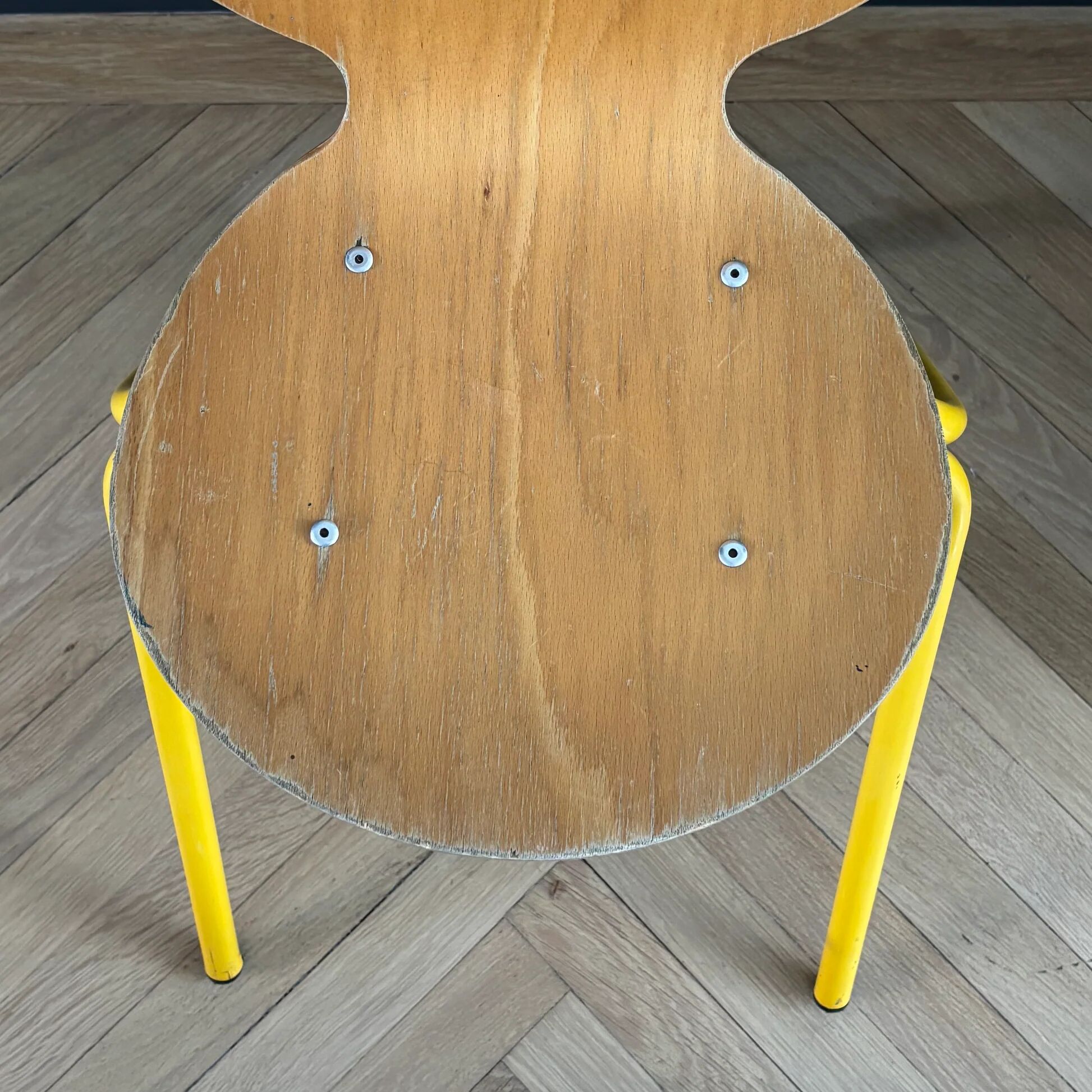 Chaise d’école enfant en lamellé-collé cintré