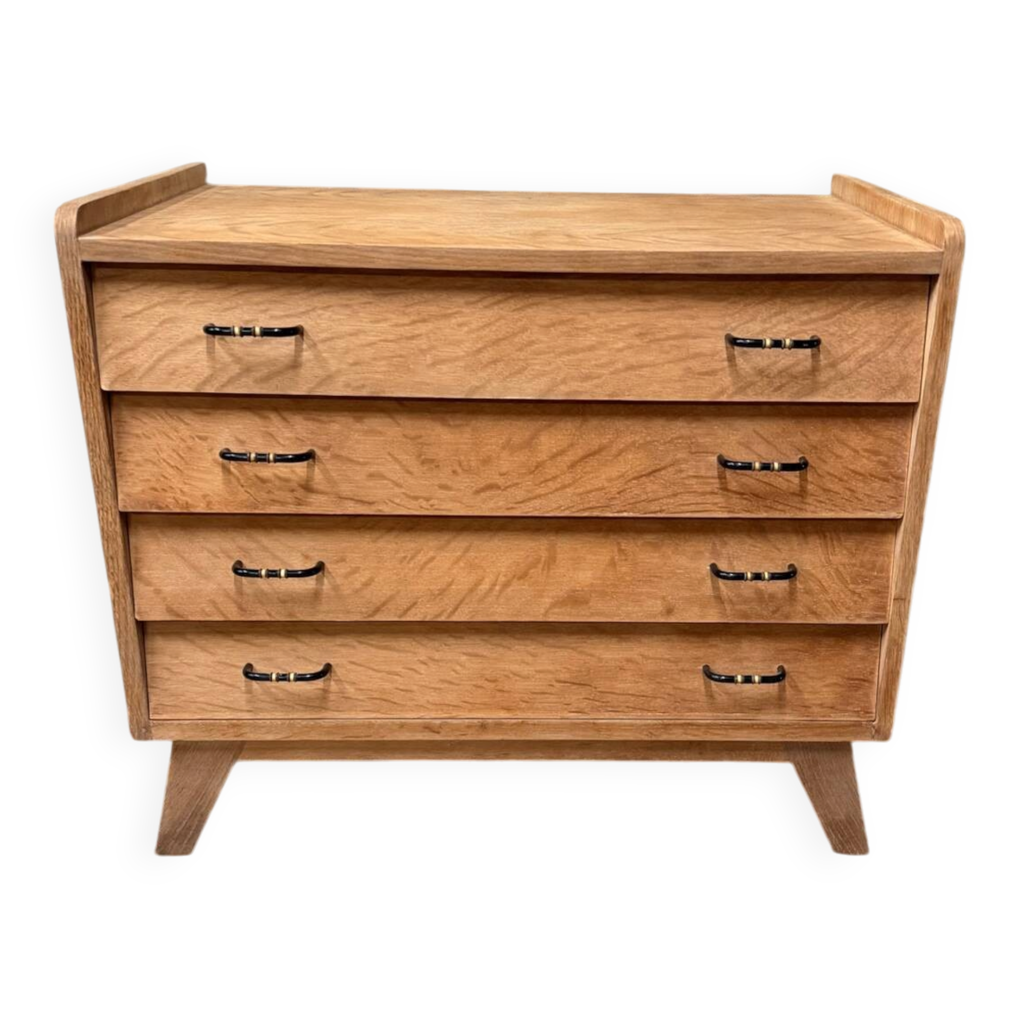 Pretty low chest of drawers from the 50s and 60s.