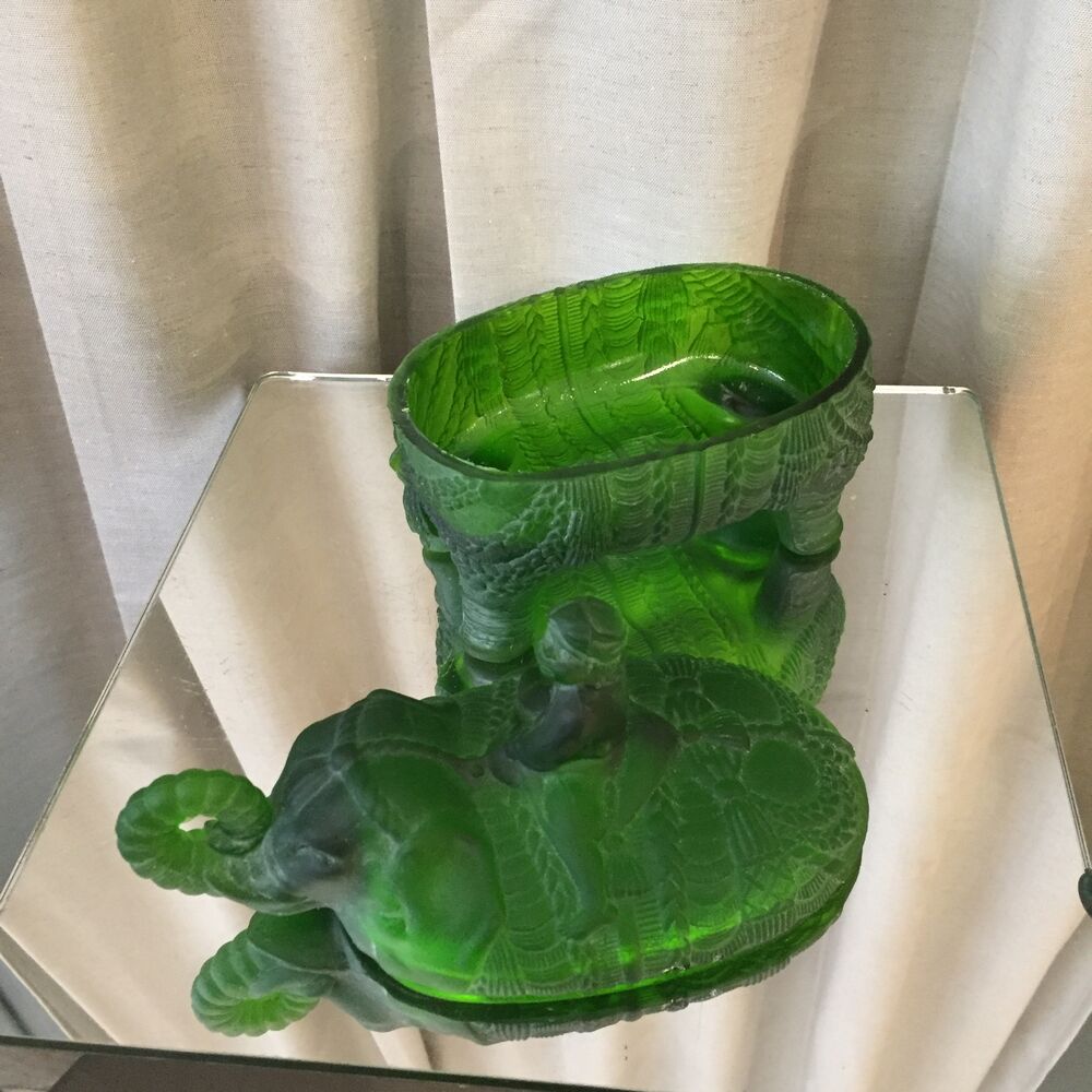 Candy box, sugar bowl, mahout on its elephant, portieux green