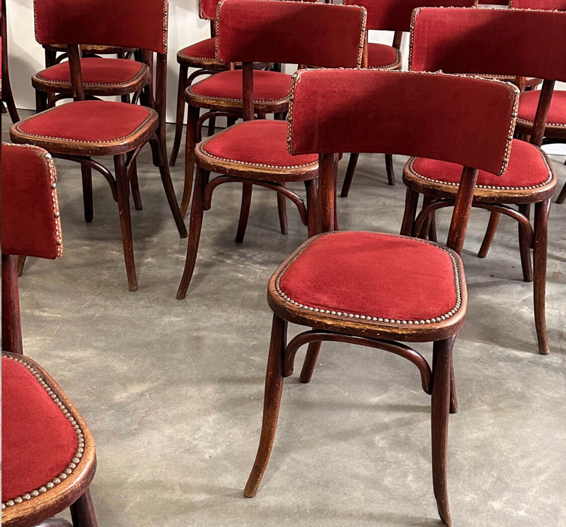 Set of 20 bistro chairs