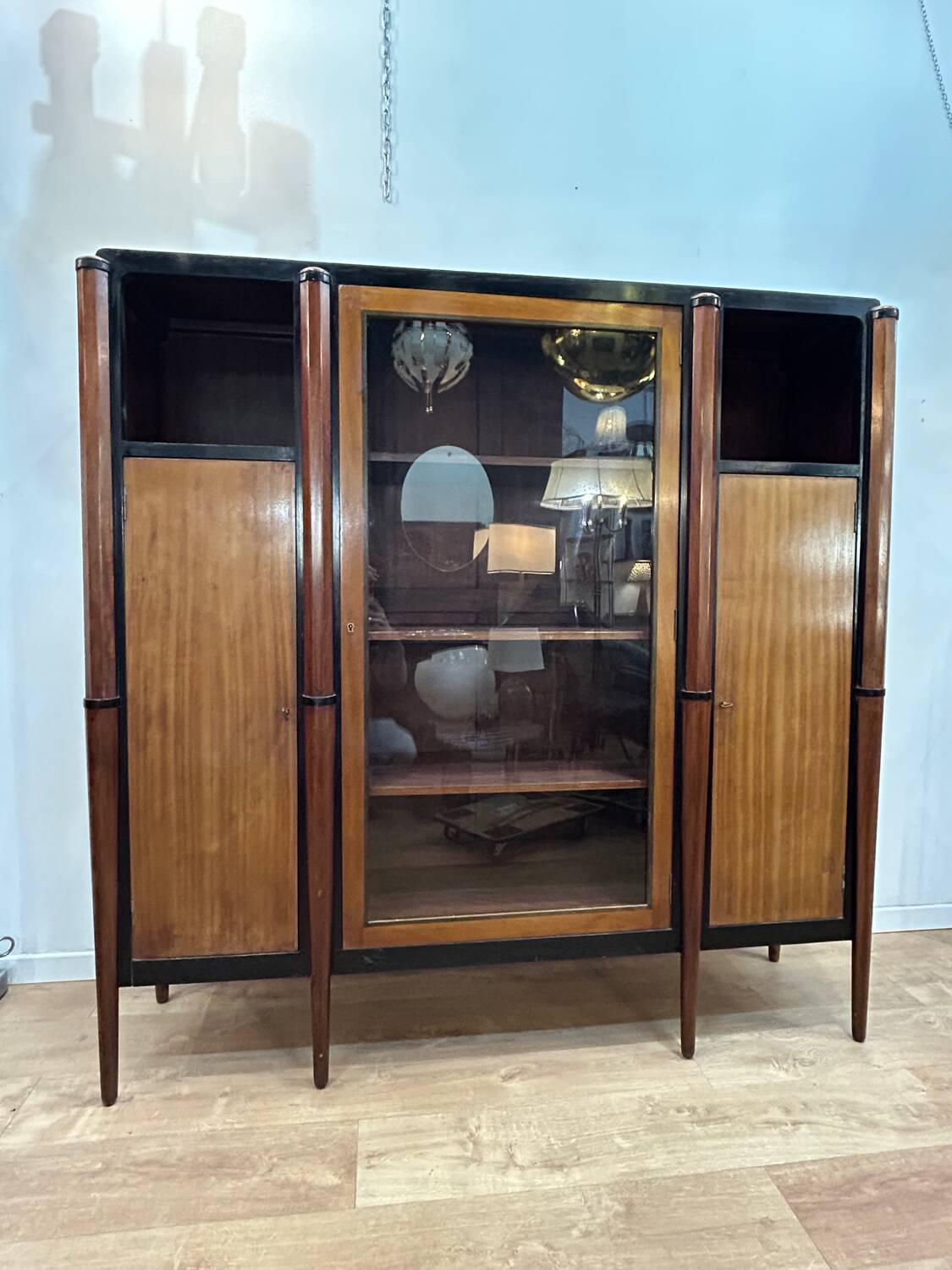 Modernist display library