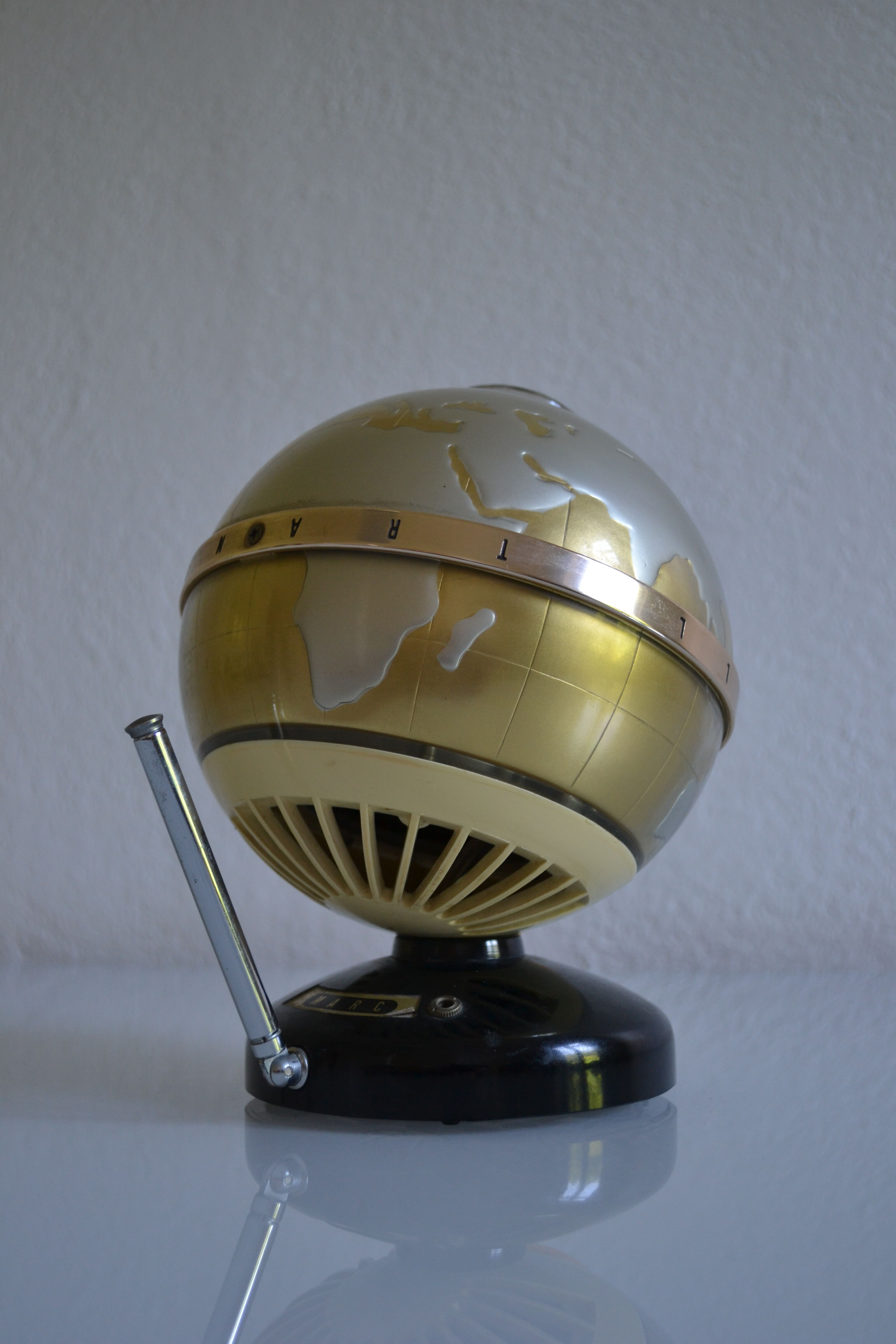 Radio vintage globe terrestre 60's