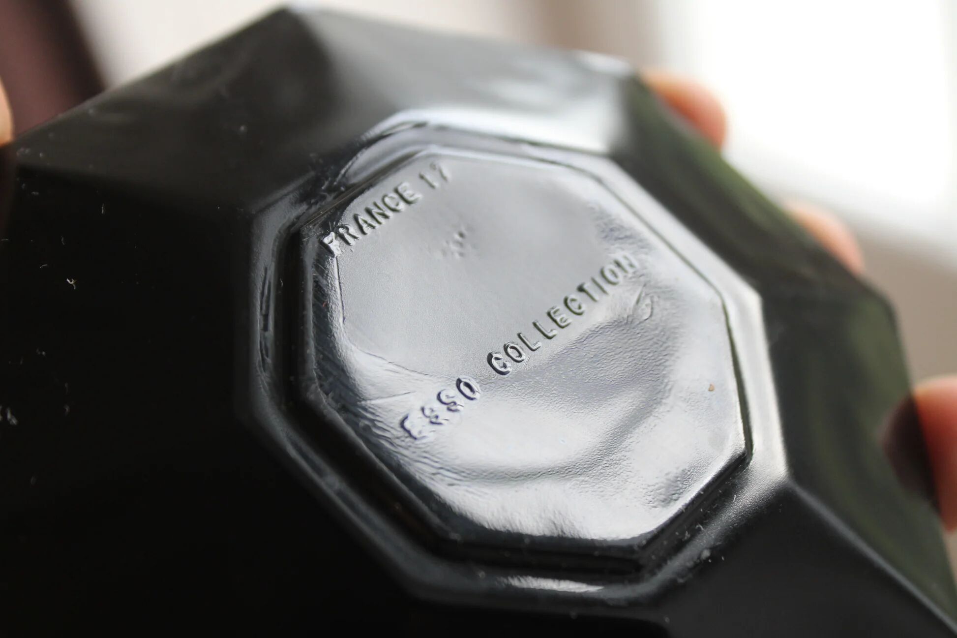 4 black coffee cups and saucers Arcoroc Octime – Esso vintage collection from the 1980s