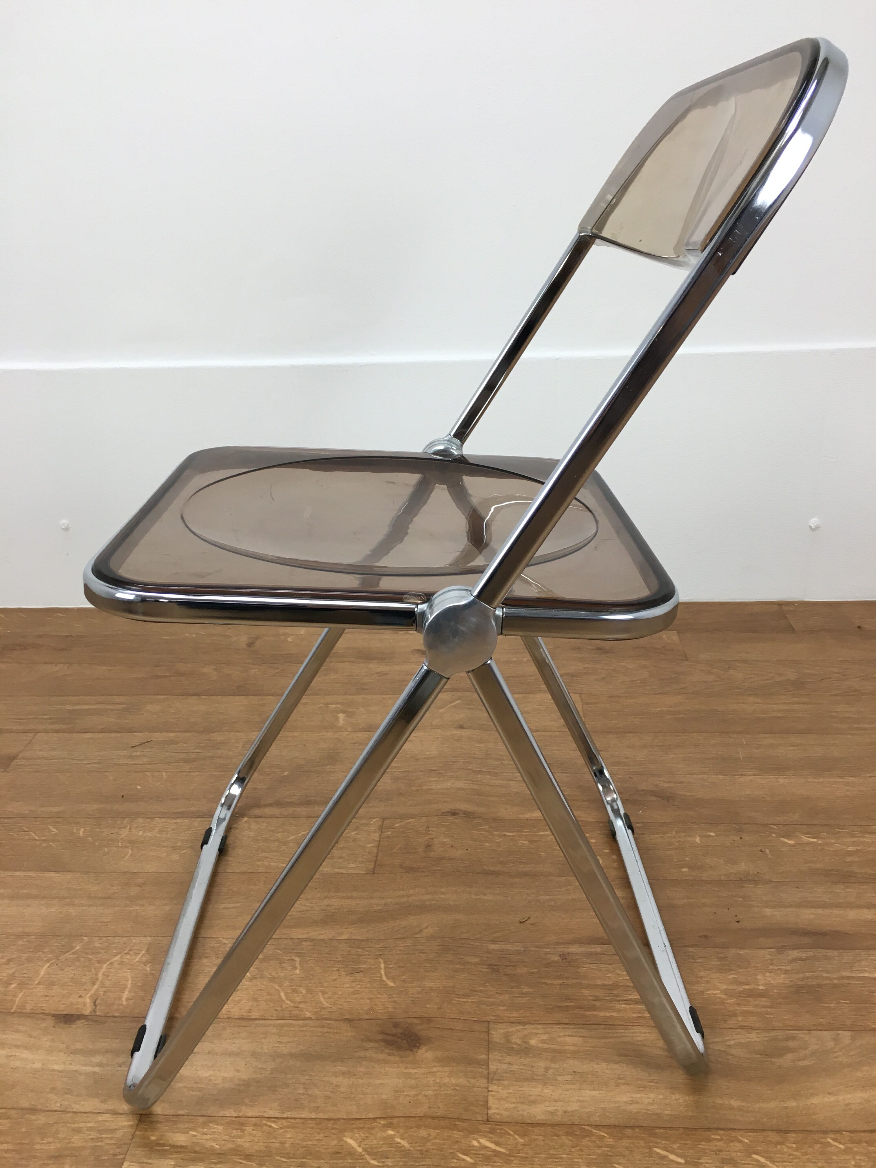 Giancarlo Piretti's Plia Chair for Anonima Castelli