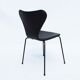 Ensemble de trois chaises séries Sept, modèle 3107, conçu par Arne Jacobsen