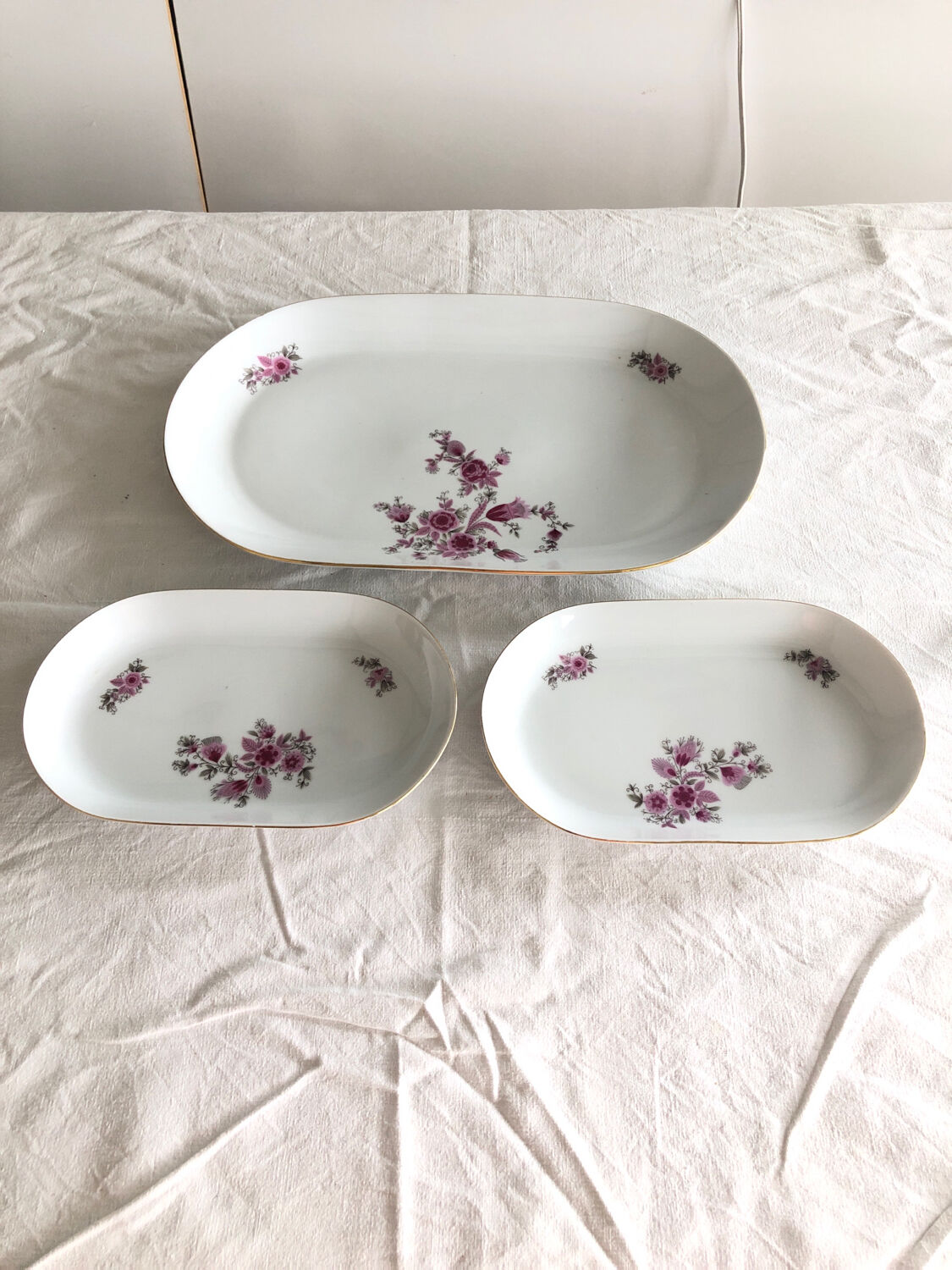 3 oval antique porcelain dishes kahla made a gdr (german)