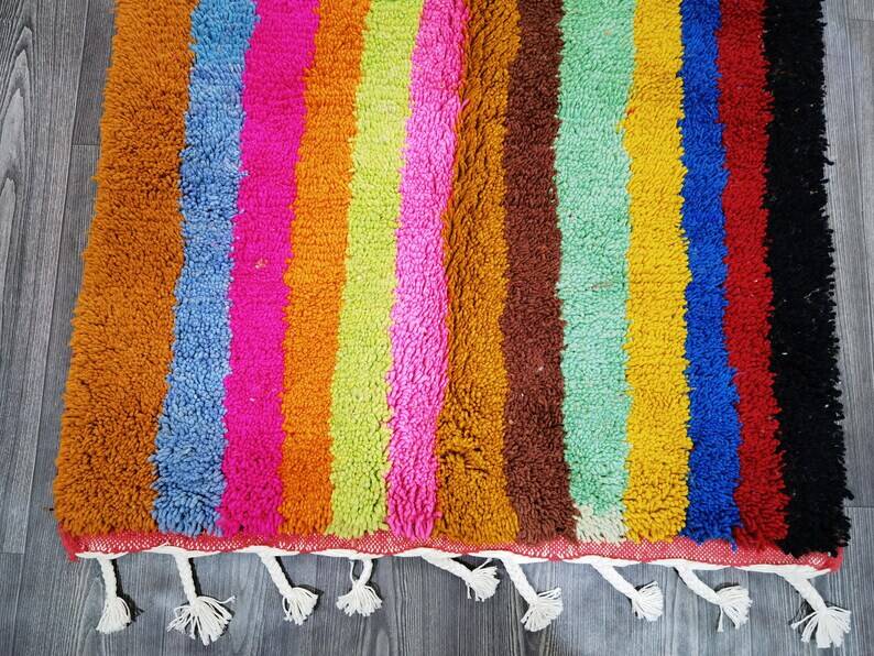 Colorful handmade rug 250cm x 150cm