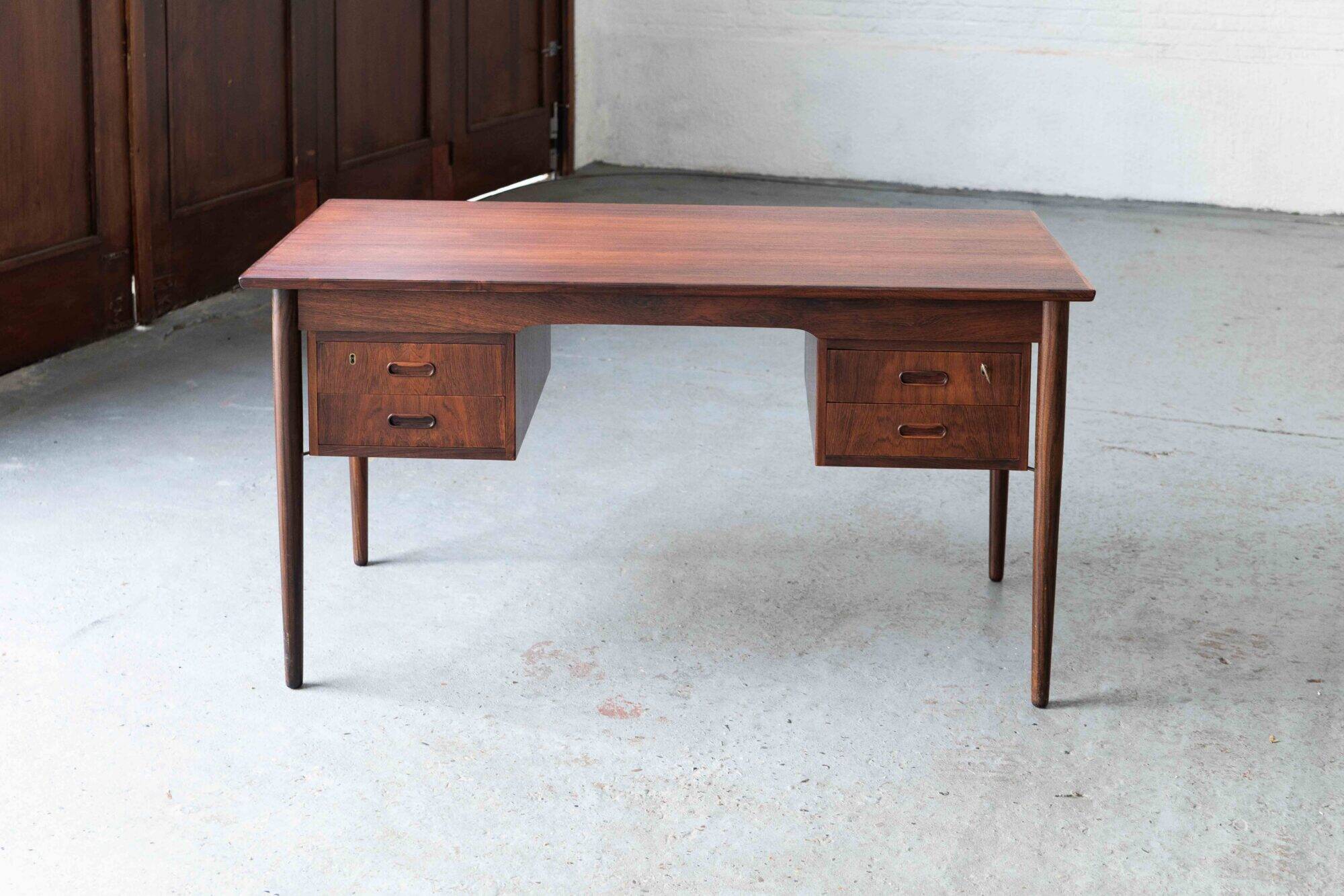Writing desk designed by Arne Vodder