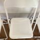 chaises pliantes en métal perforée, design vintage annees 1970