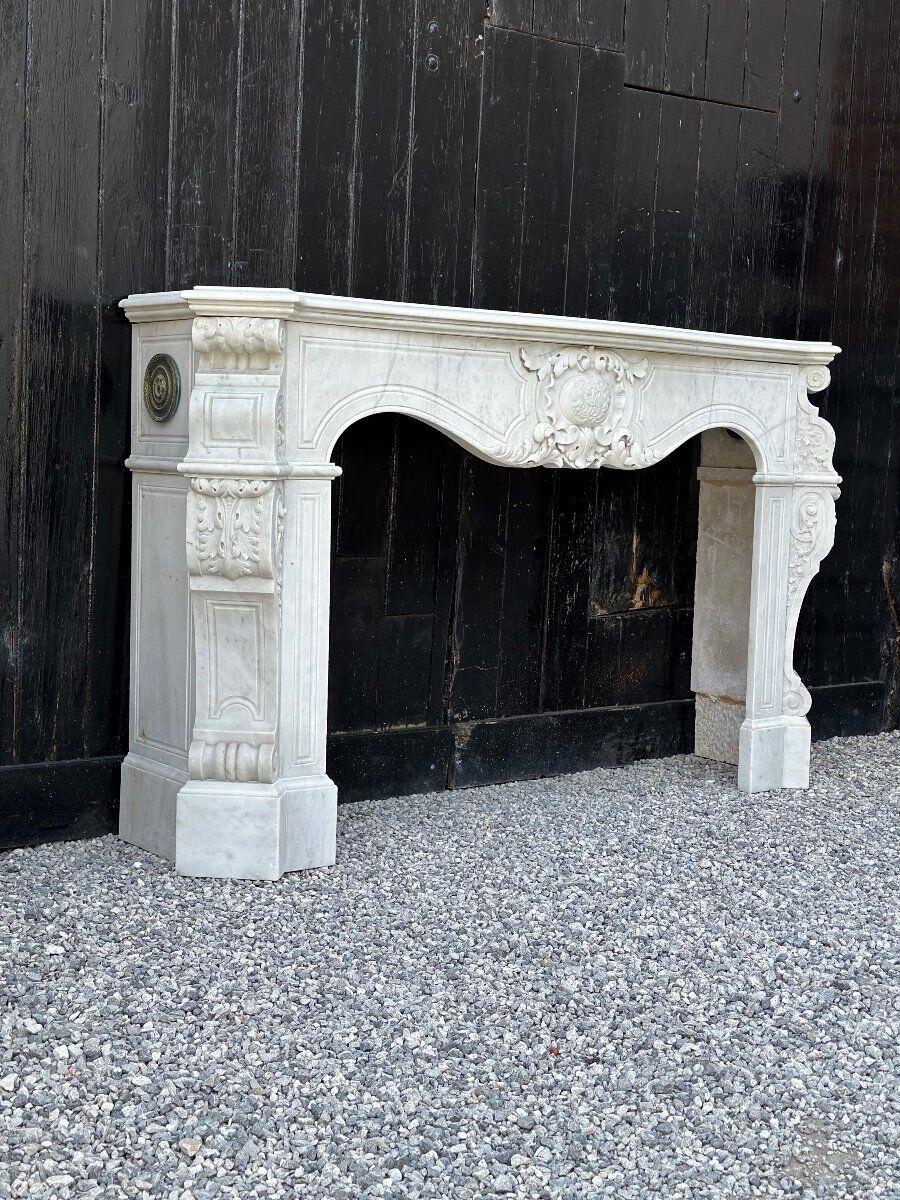 Napoleon III fireplace in Carrara marble, circa 1880