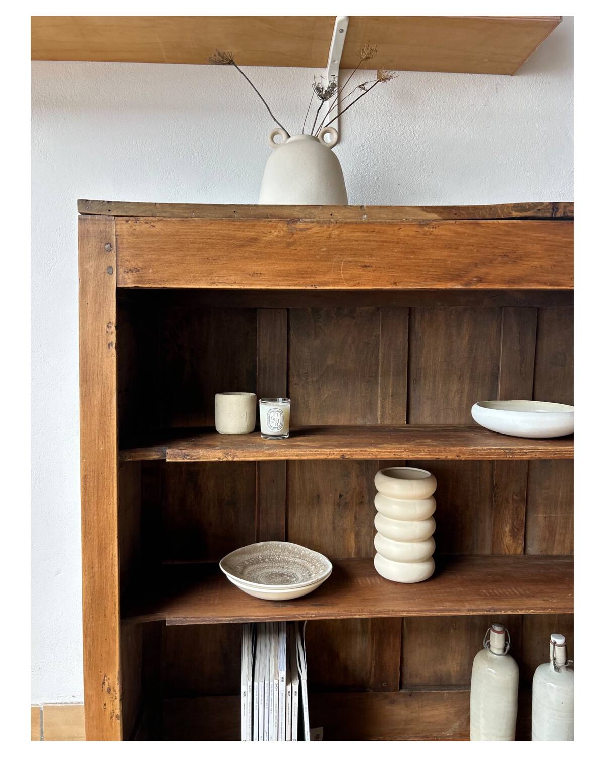 Bookcase shelf unit