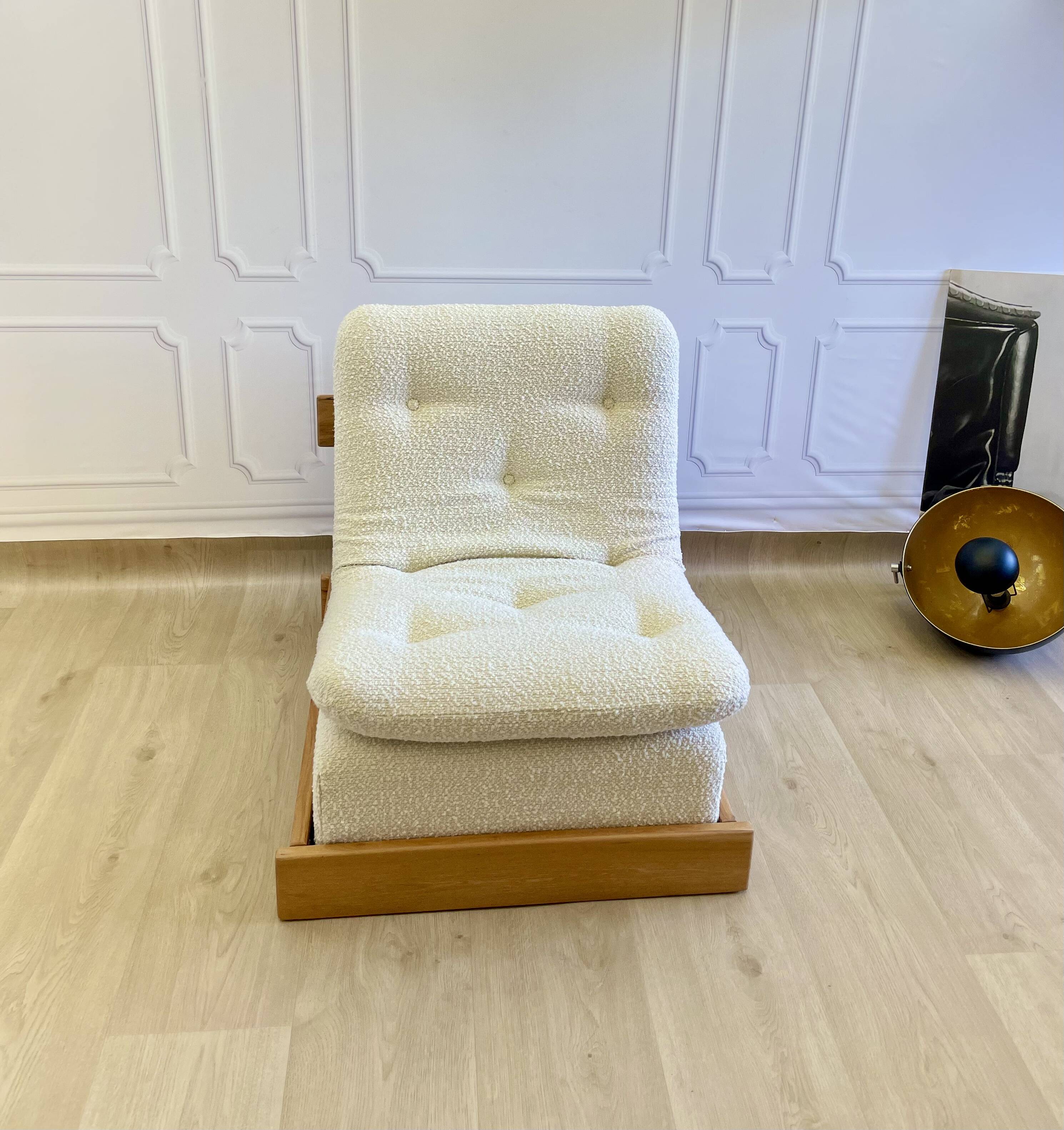 Vintage brutalist armchair in oak – ecru boucle fabric