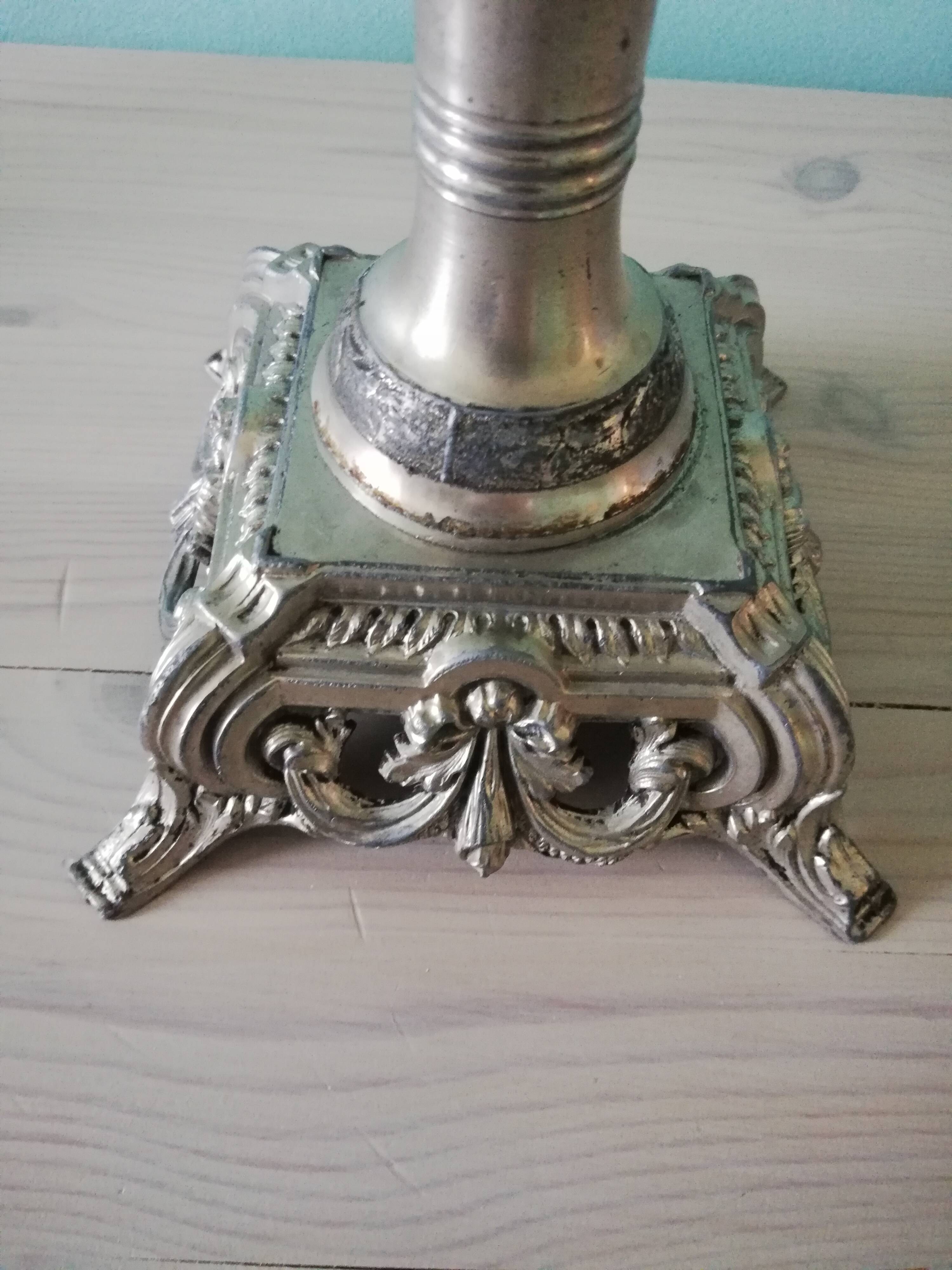 Lampe à pétrole très ancienne (verre style J.T. Legras)