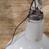 Suspension en tôle émaillée