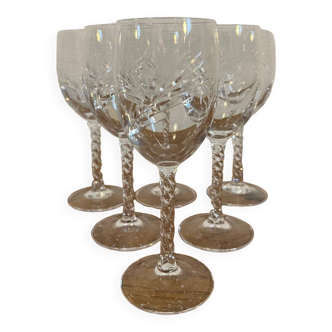 Chiseled crystal stemmed glass