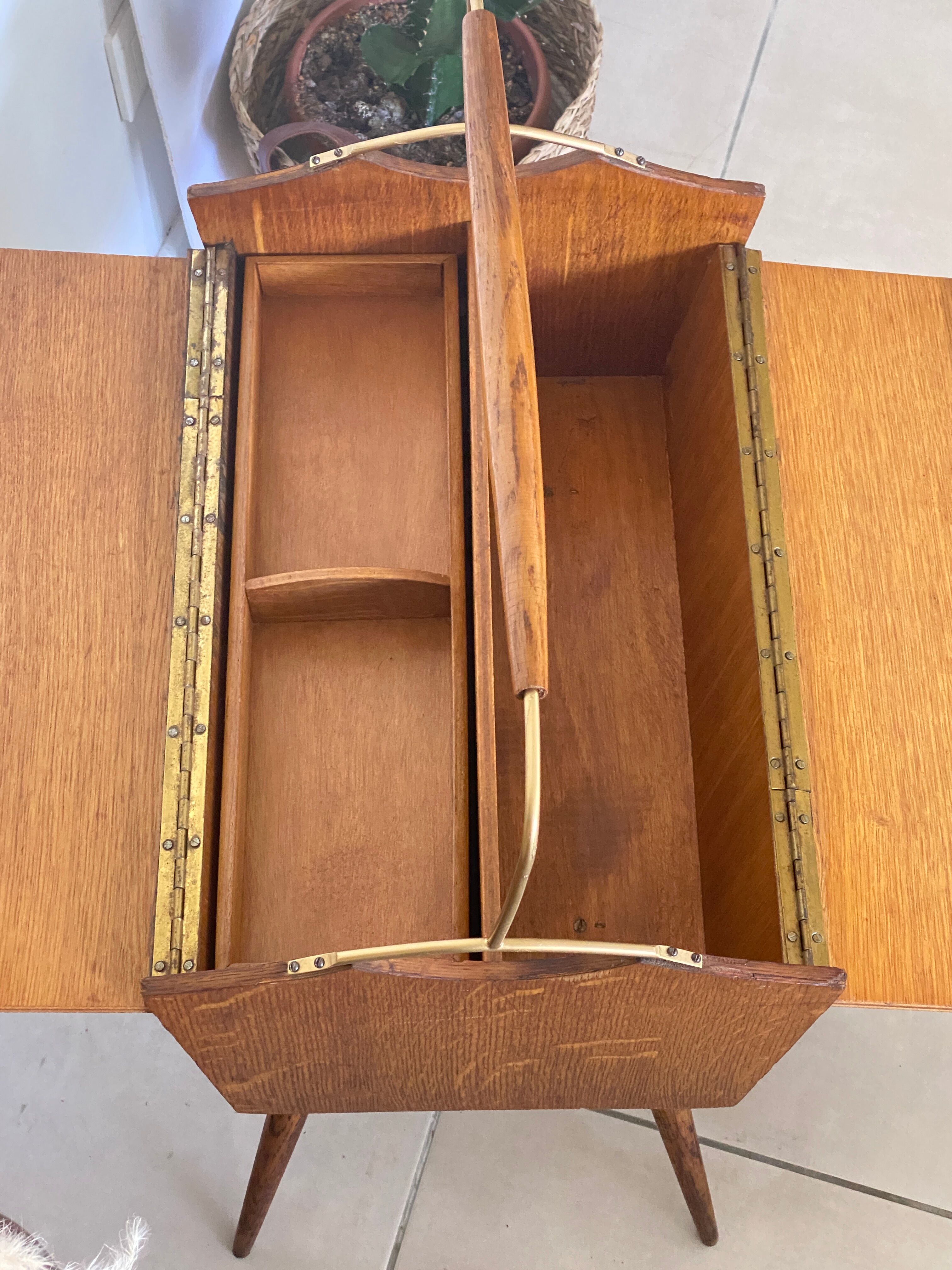 Vintage worker compass feet