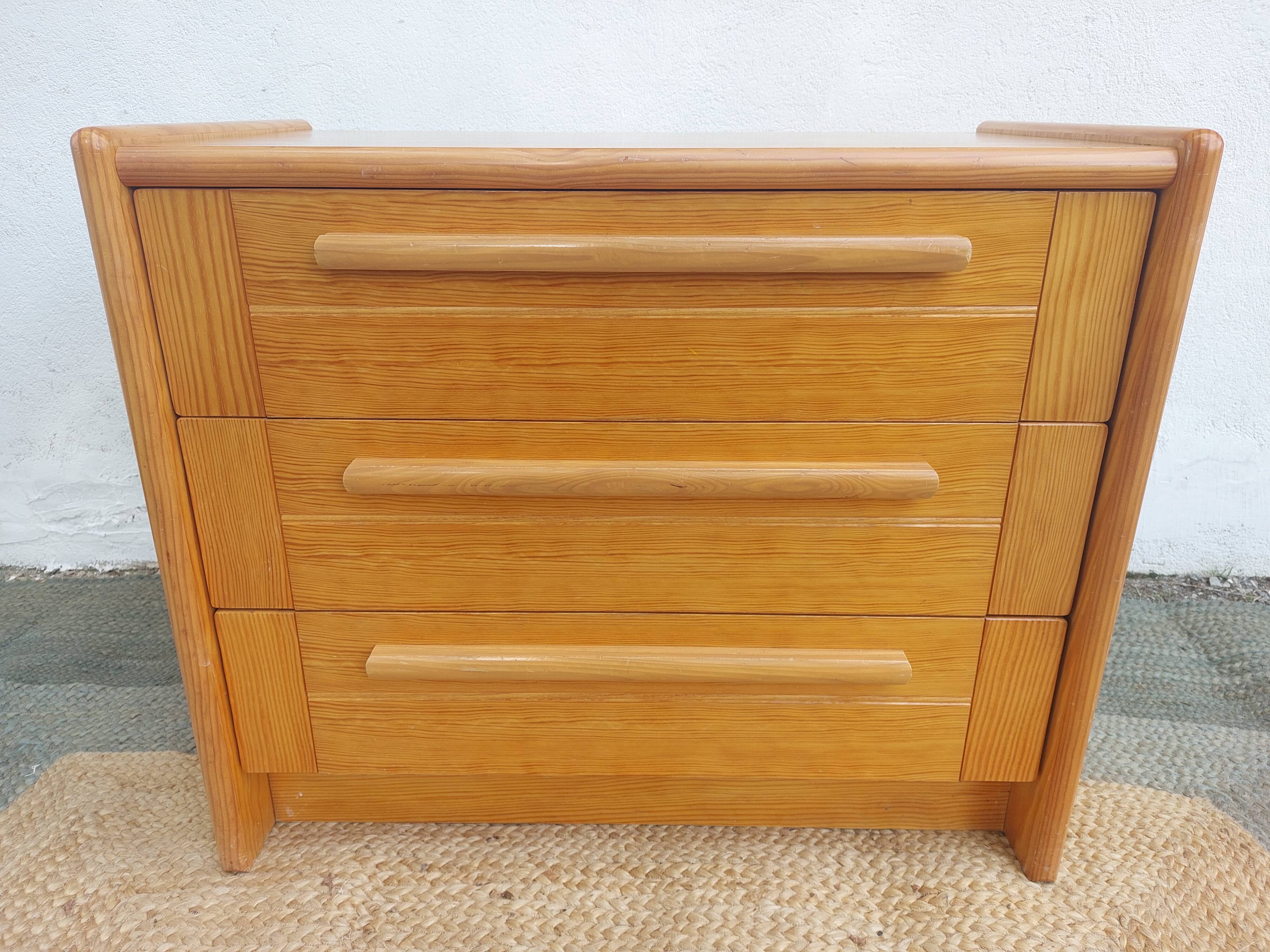 Gautier brand chest of drawers