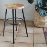 Metal stool
