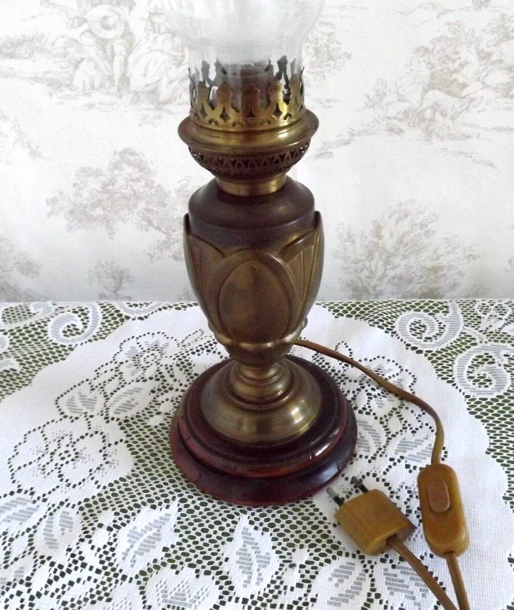 Glass and bronze lamp, Art Nouveau France