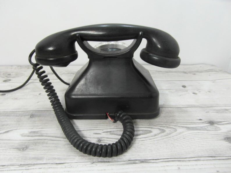 Dial phone from the 1930s