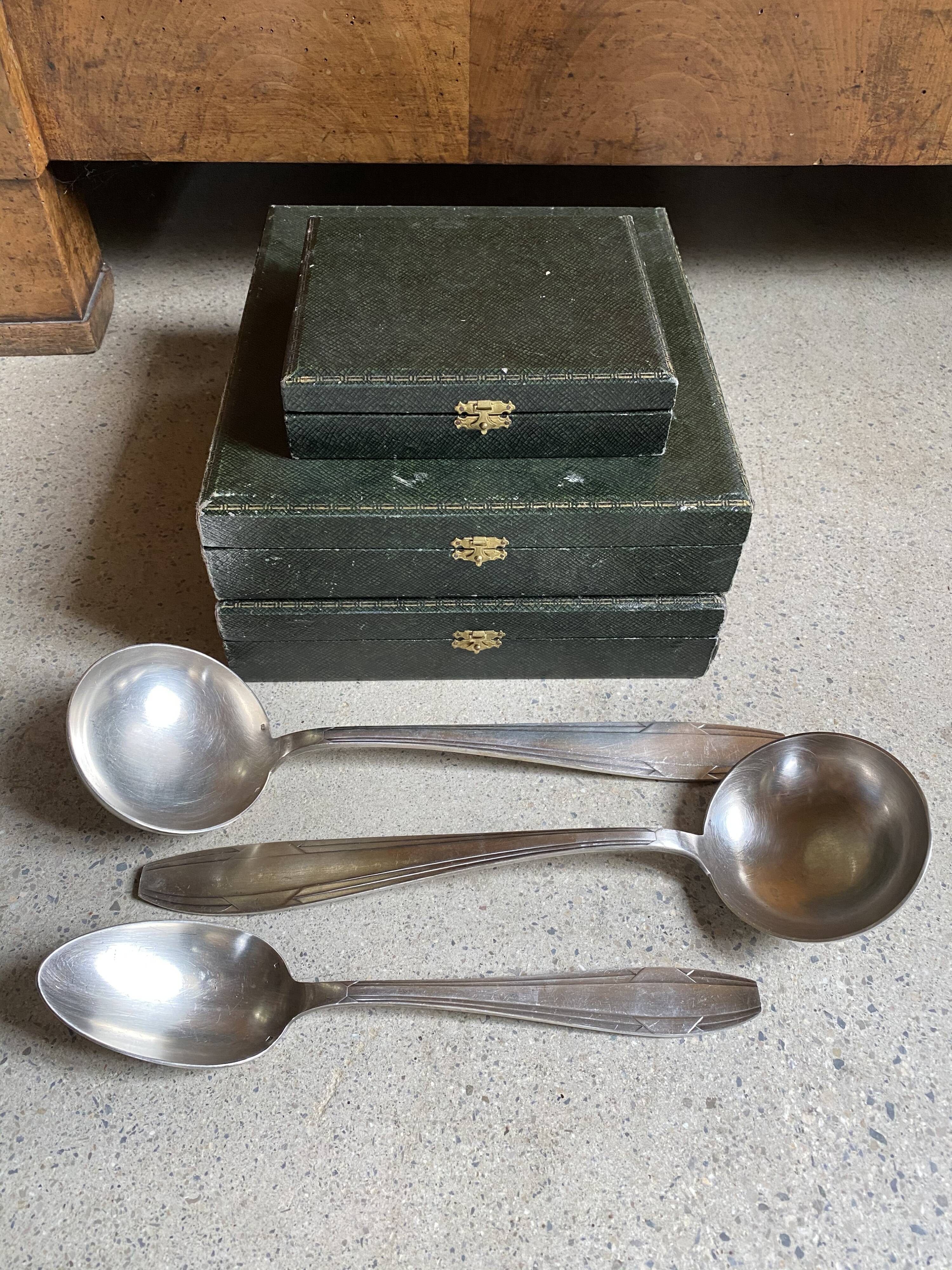 Silver metal cutlery art deco 63 pieces