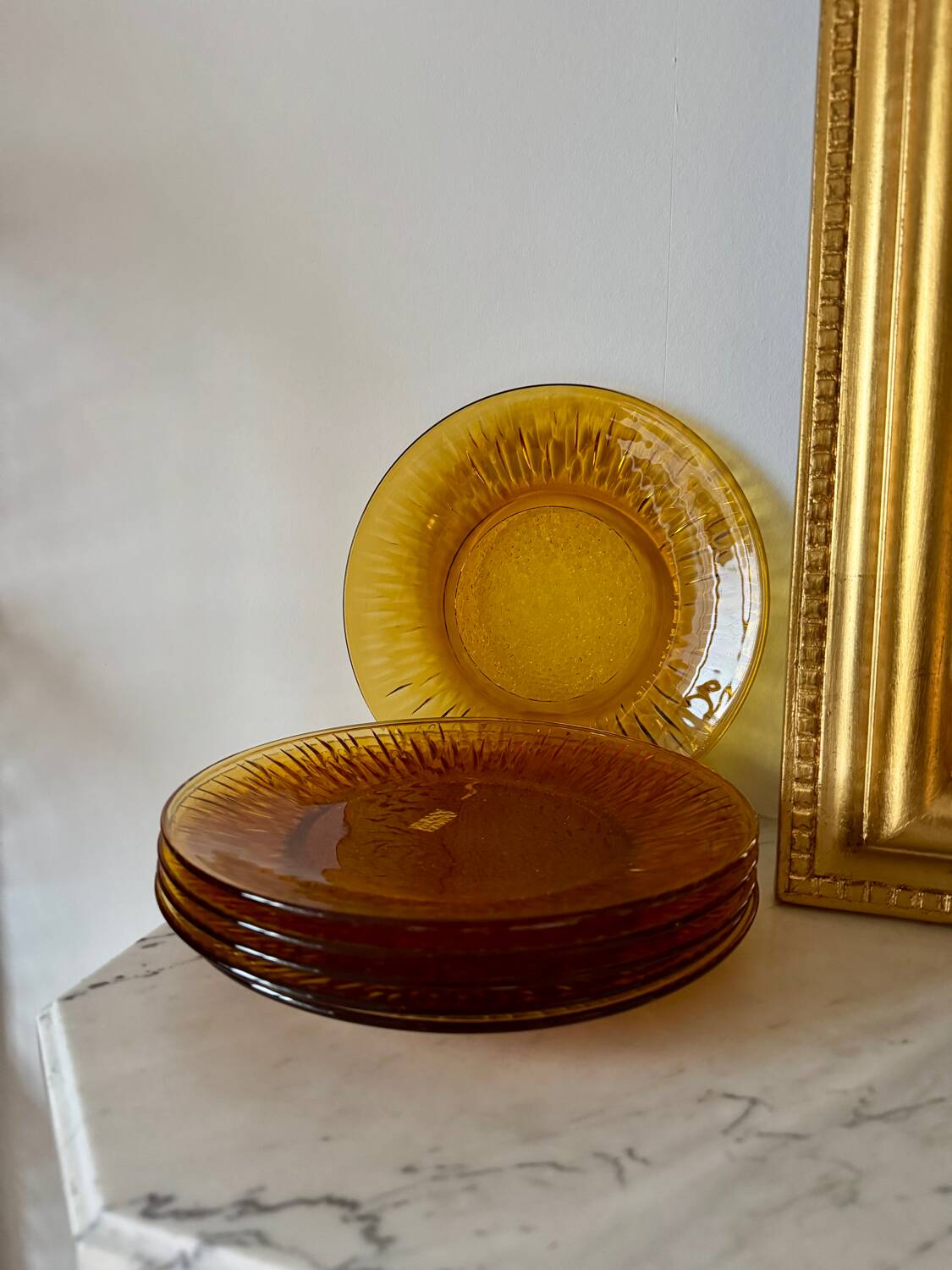 The 6 amber plates Vereco