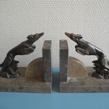 Paire de serre-livres lévriers Art déco en bronze et marbre