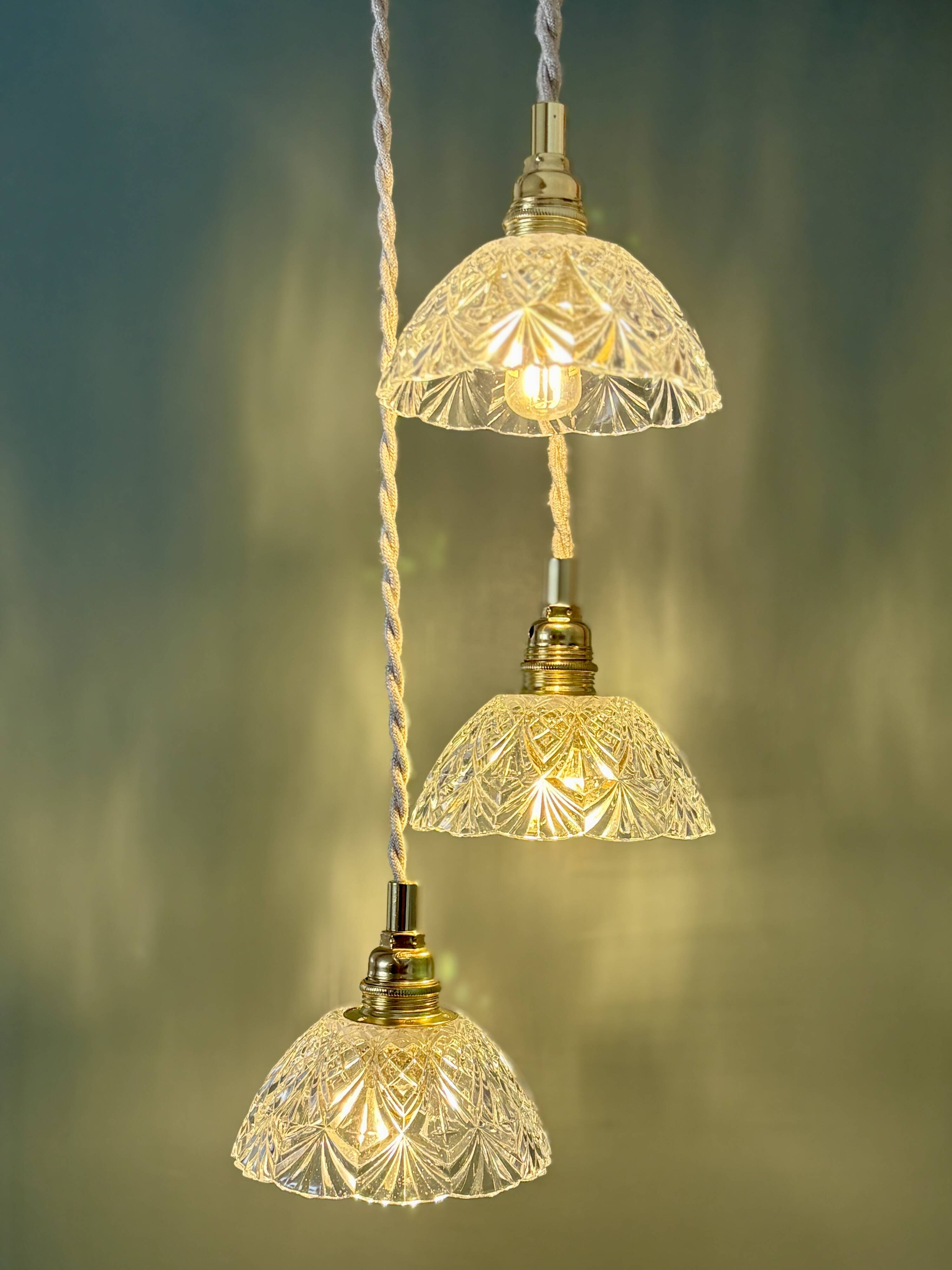 Vintage triple suspension lampshade in cut glass - tableware collection