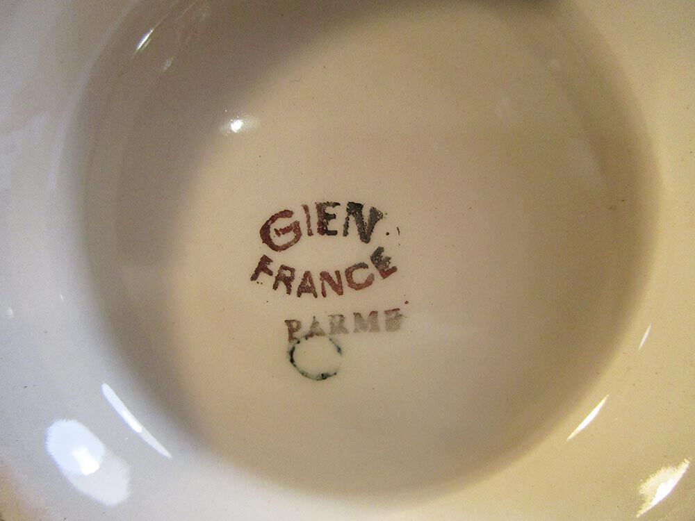 Gien earthenware pot