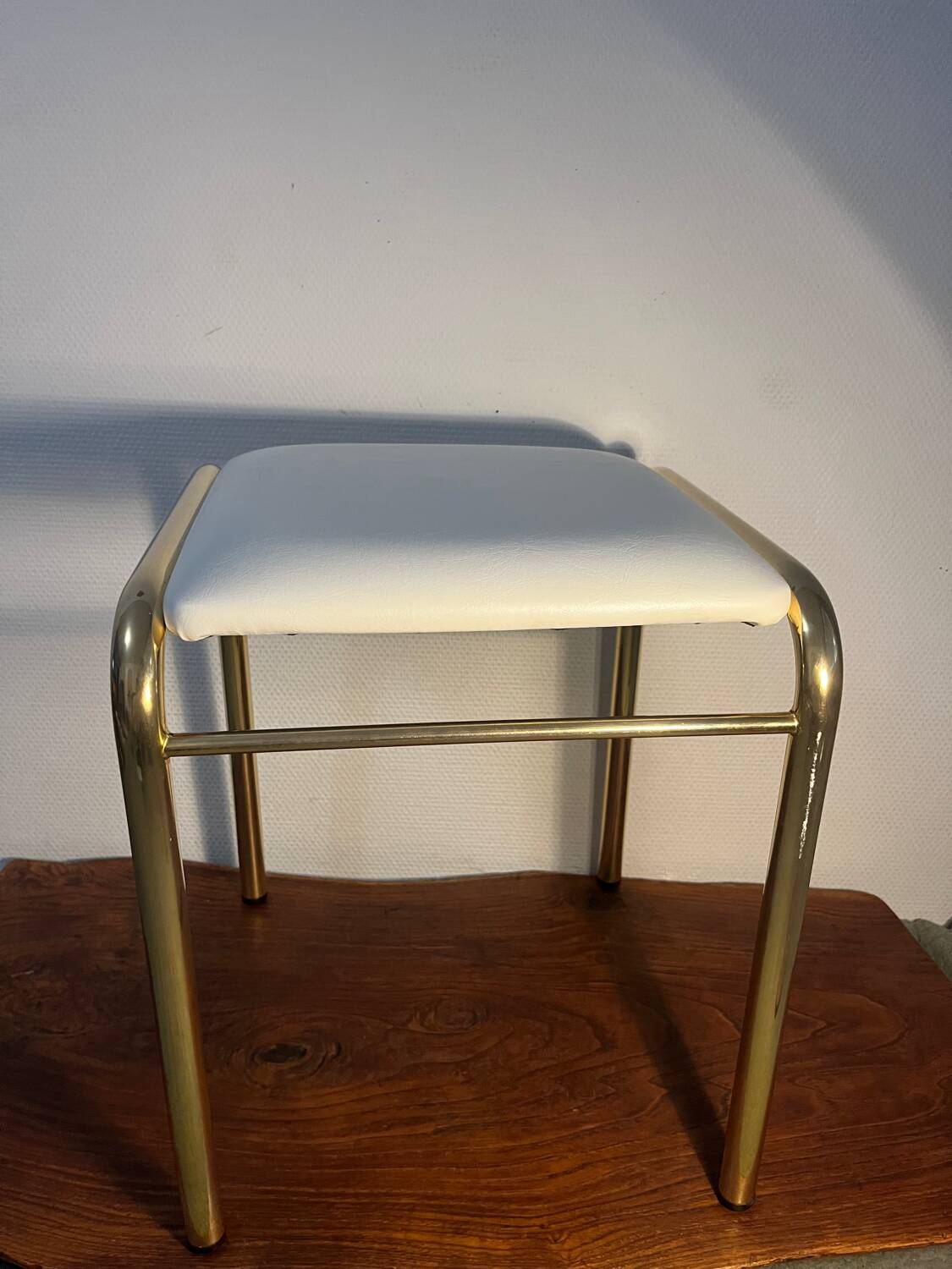 Gold metal and white leatherette stool from the 80s