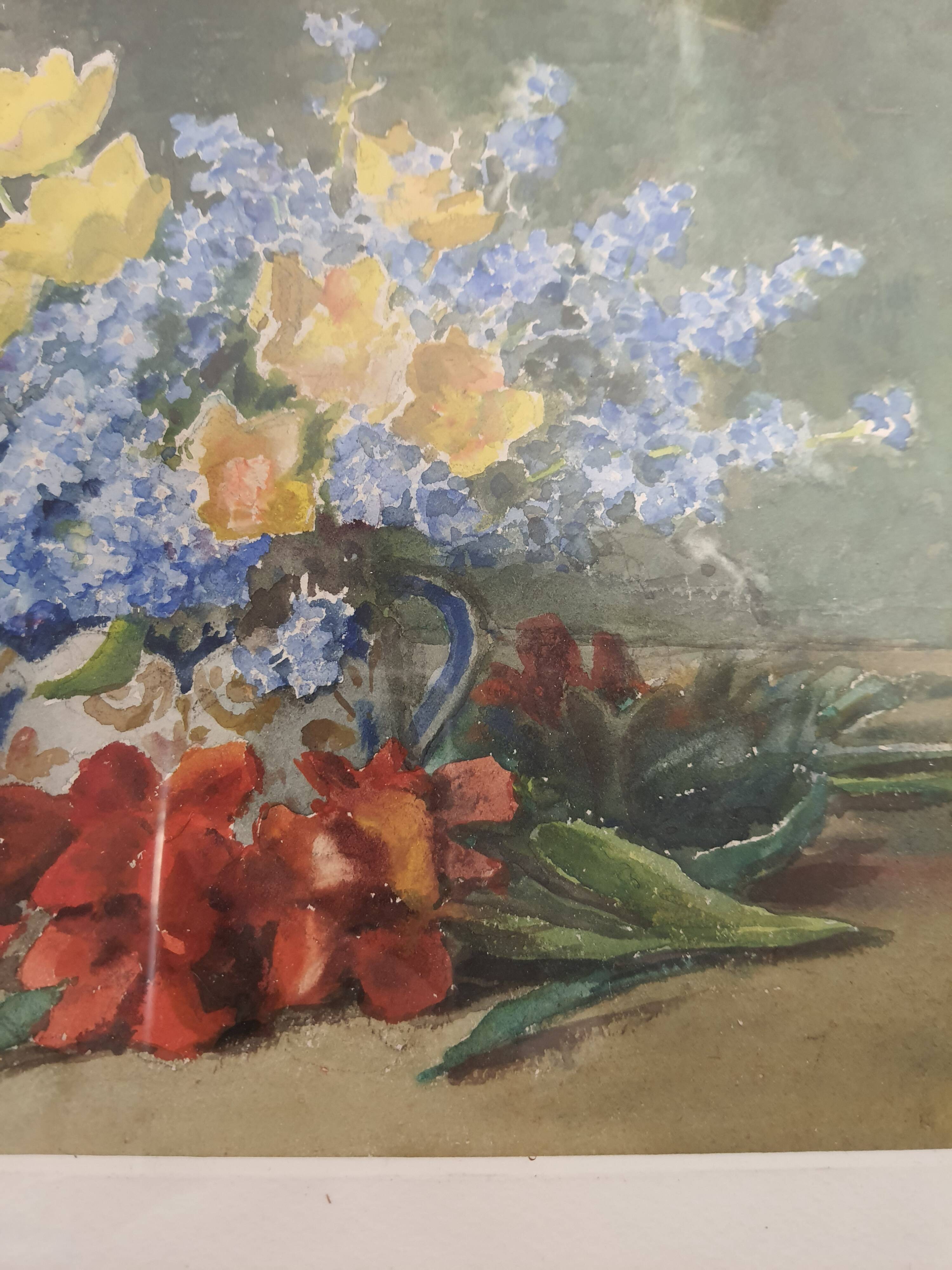 Table bouquet of vintage watercolor flowers