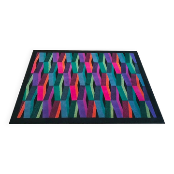 Stunning 1980s Italian post-modern wool rug by Missoni for T&J Vestor