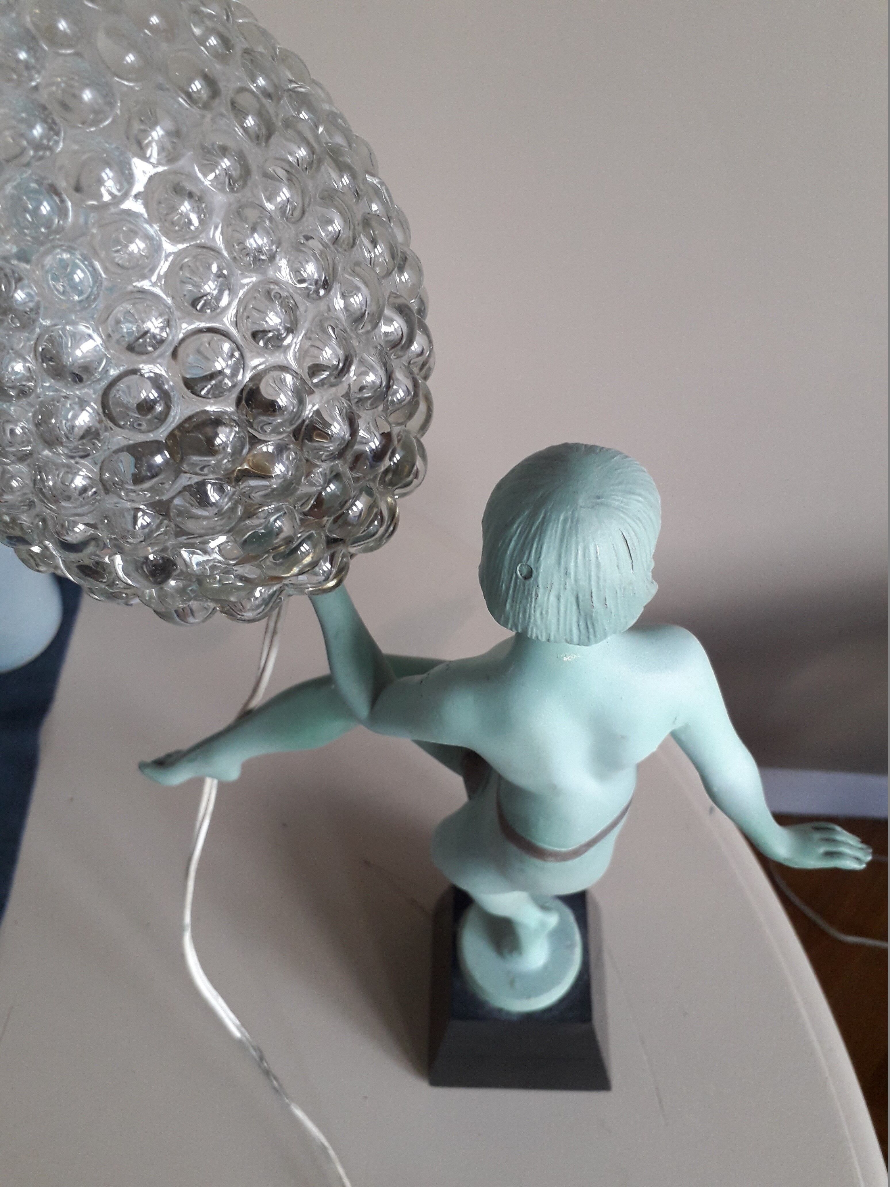 Art-deco dancer lamp