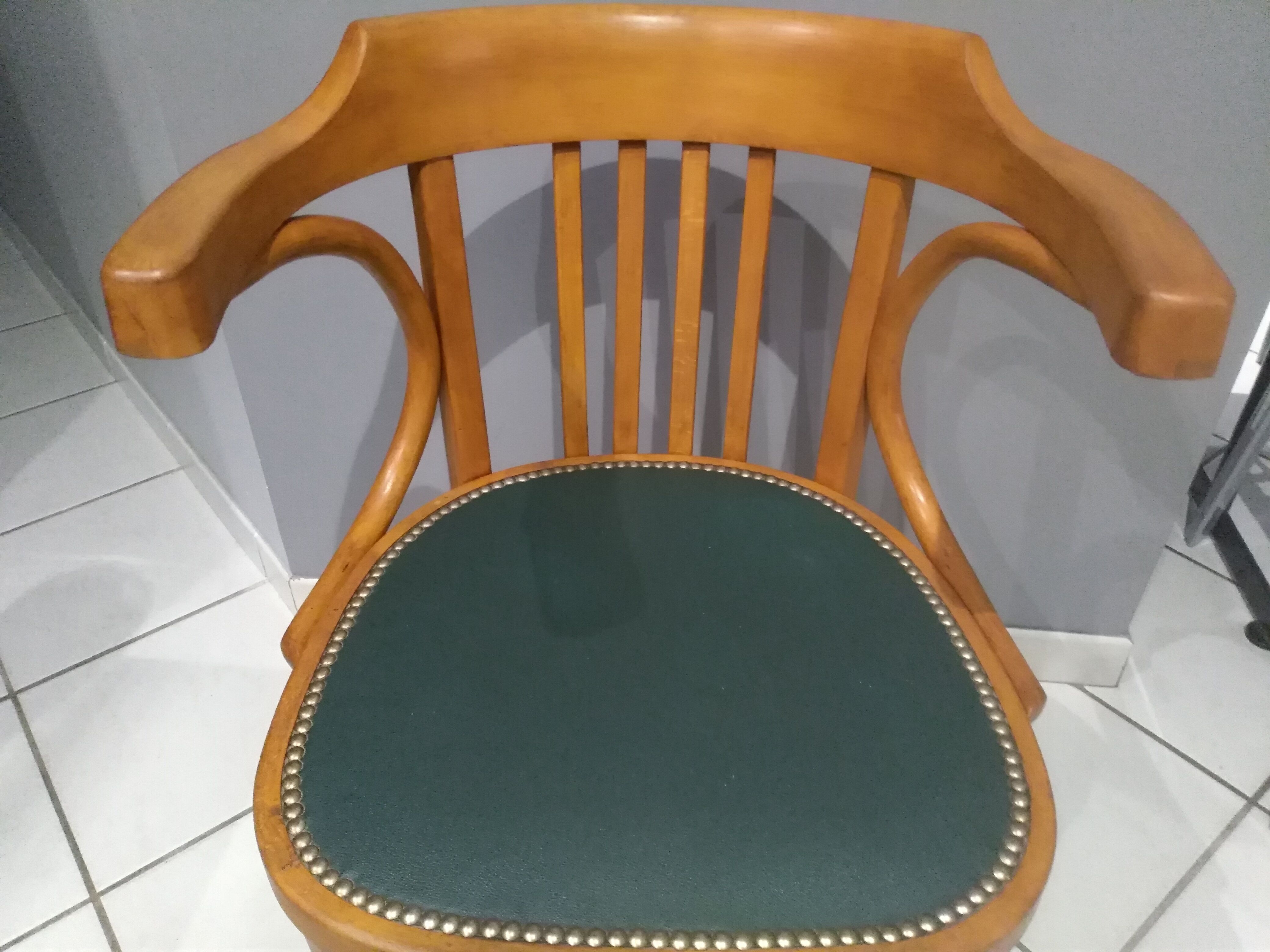 Fauteuil de bistrot Baumann vintage année 1960