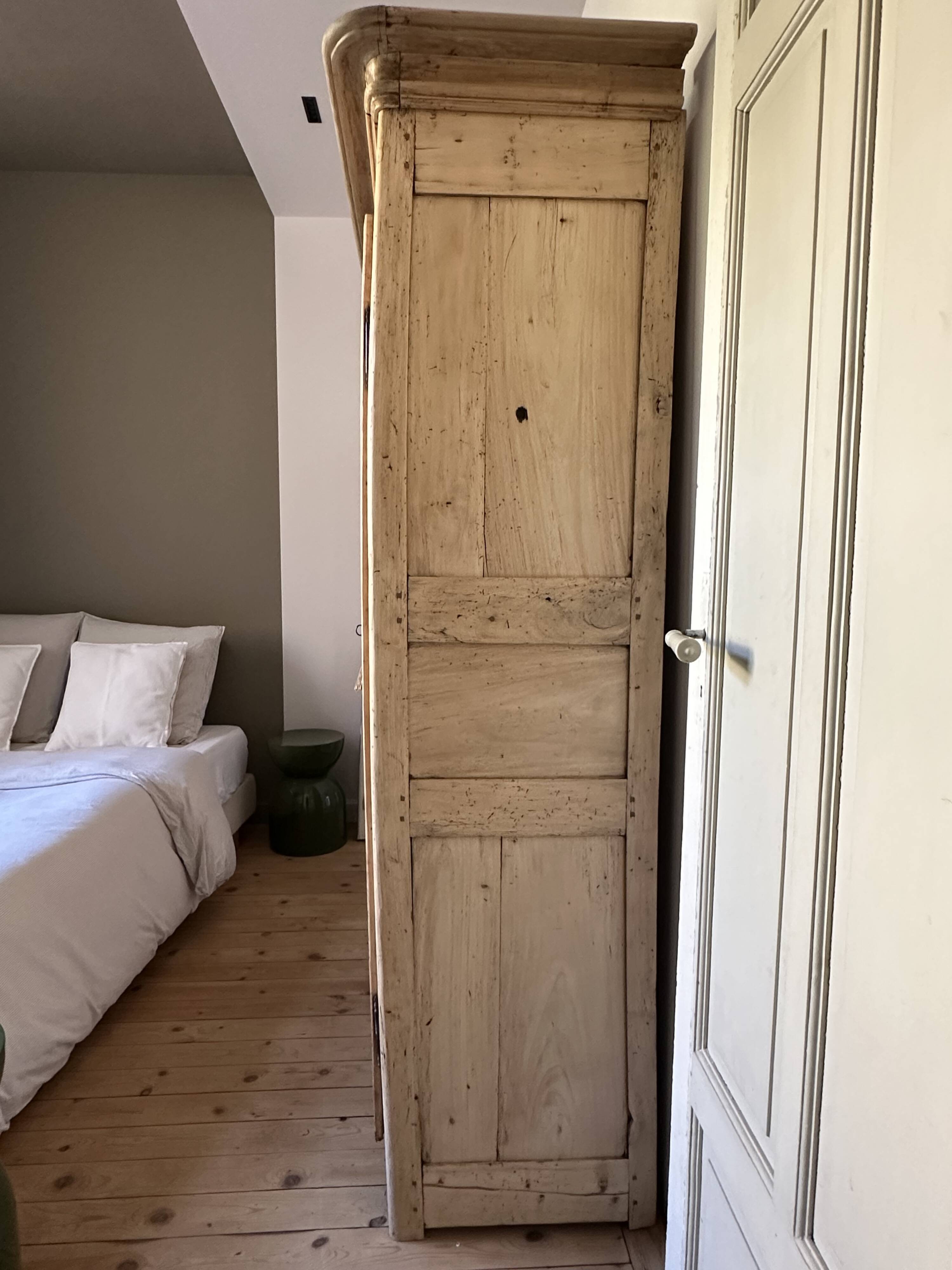 18th-century wardrobe