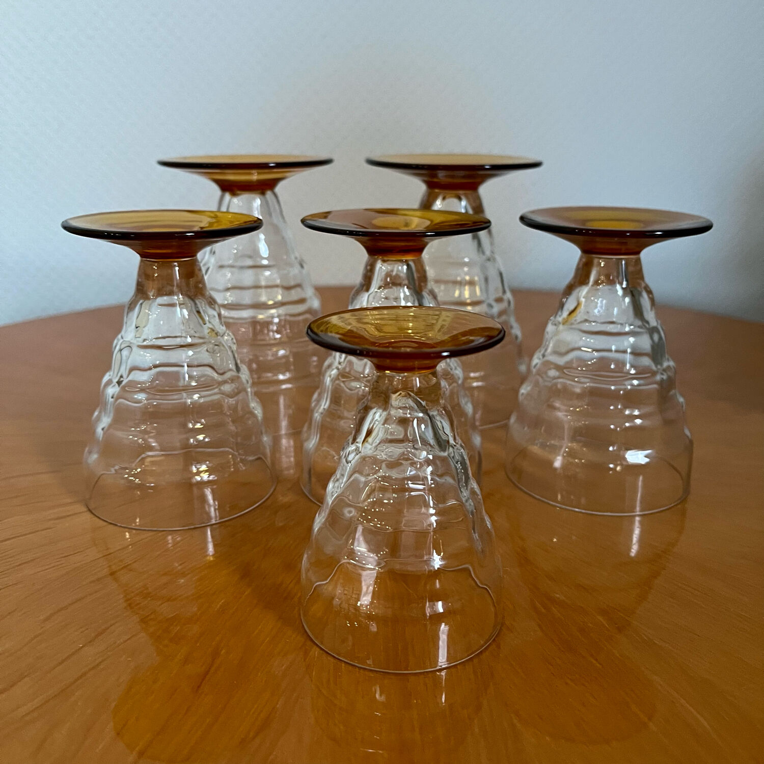 Set of 6 vintage Art Deco style glasses