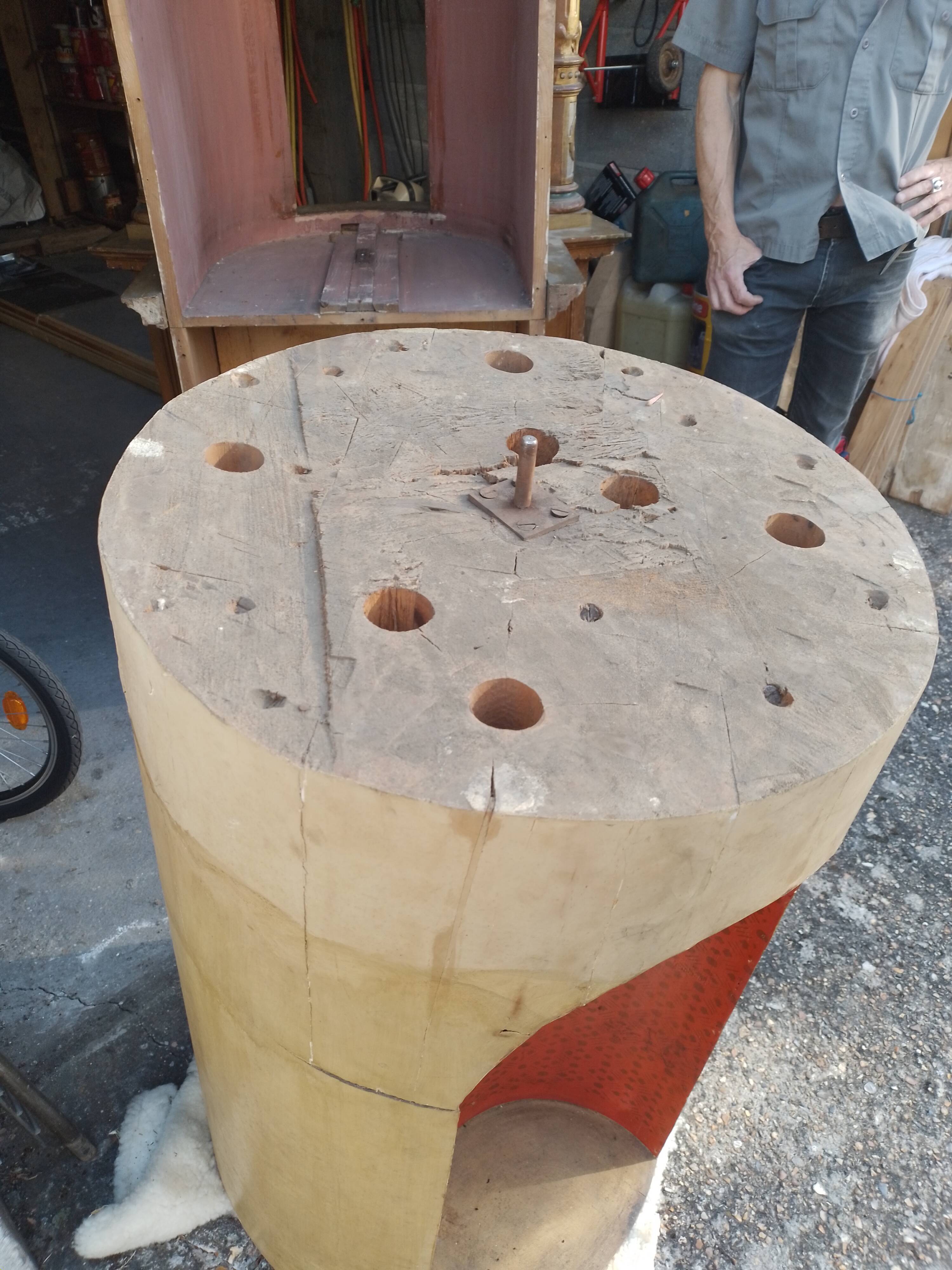 Superb early 19th century church tabernacle in gilded stuccoed wood