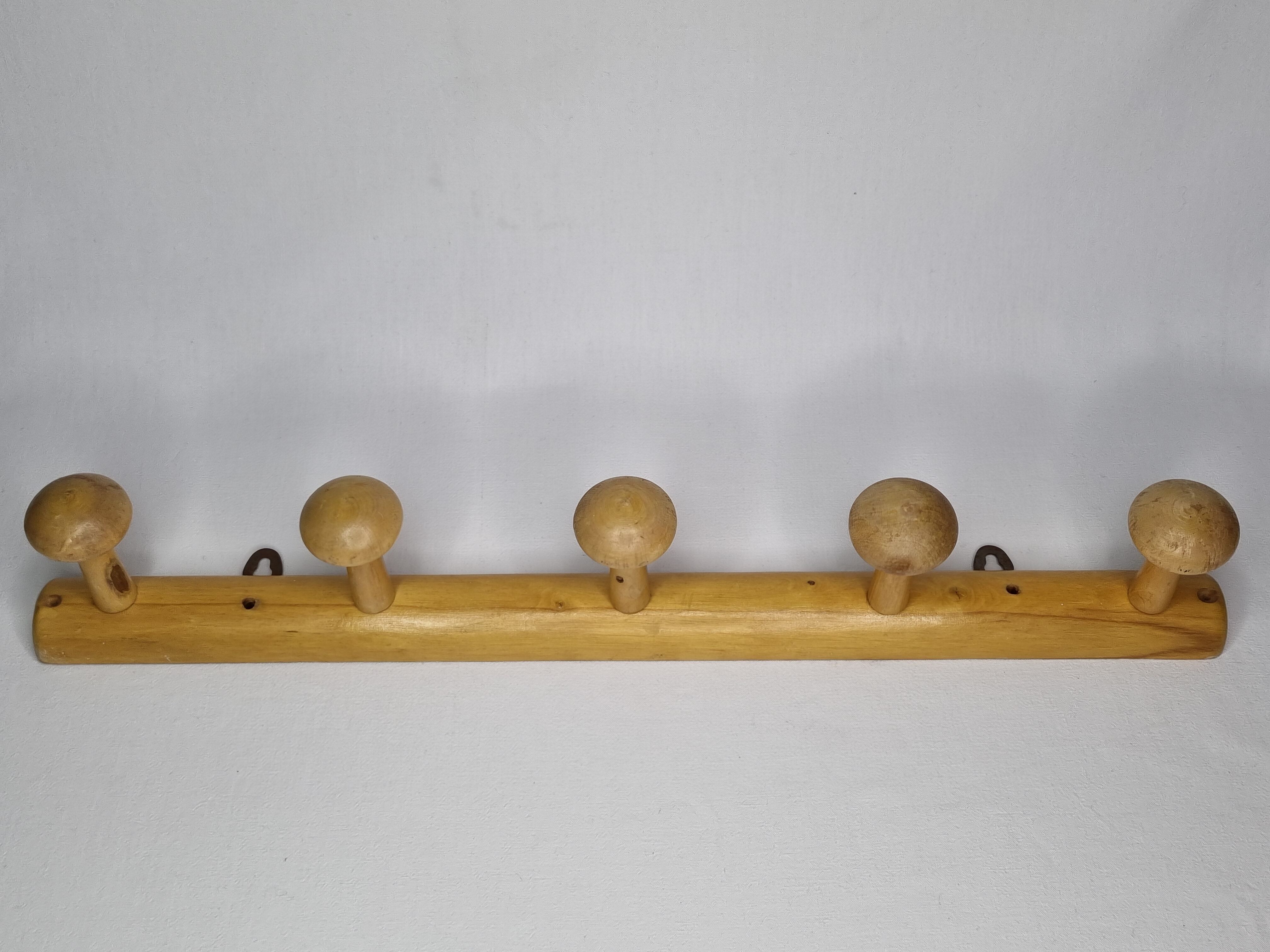 Vintage coat rack in turned wood, 5 hooks